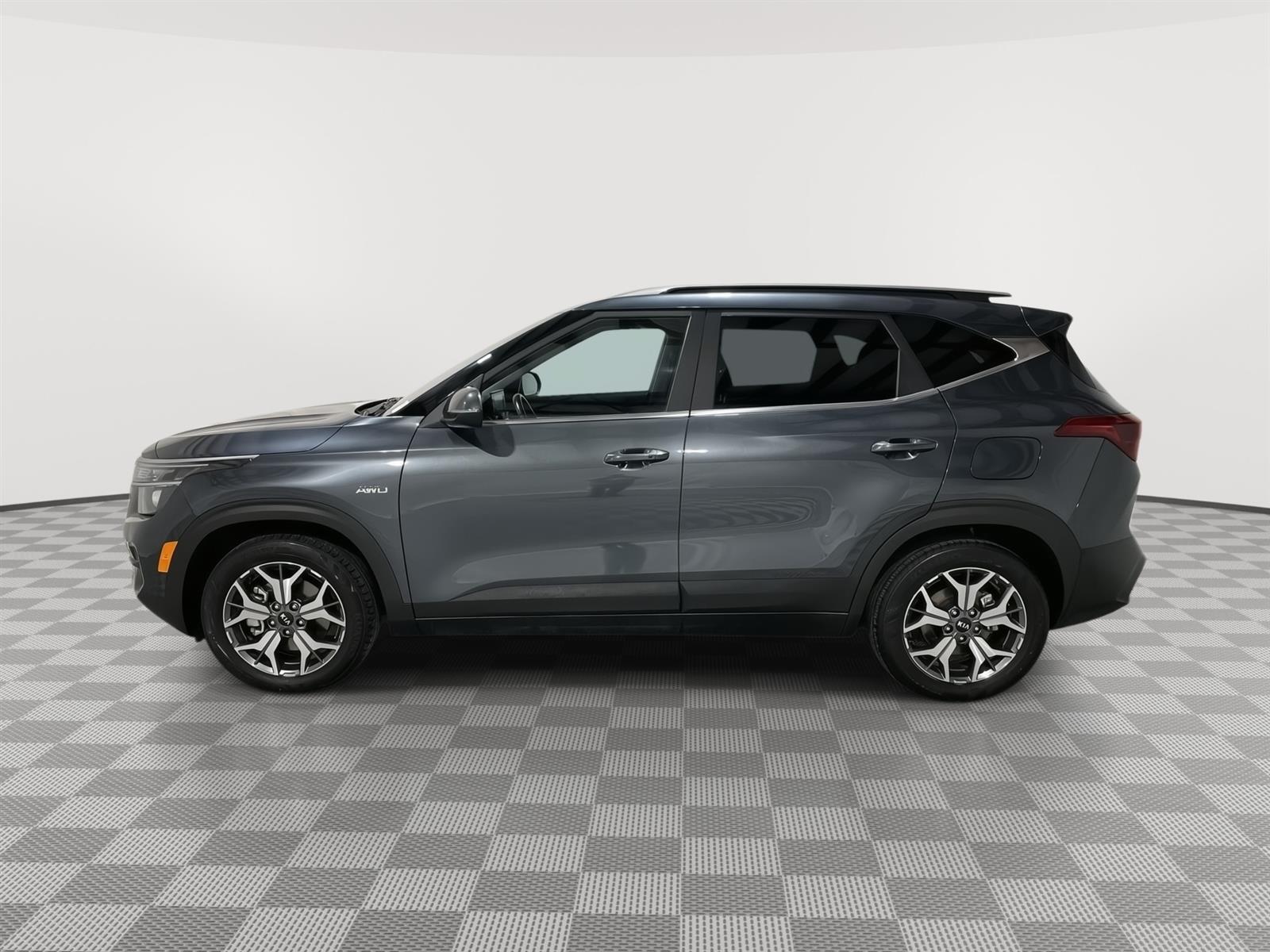 Used 2021 Kia Seltos EX SUV for sale in St Joseph MO