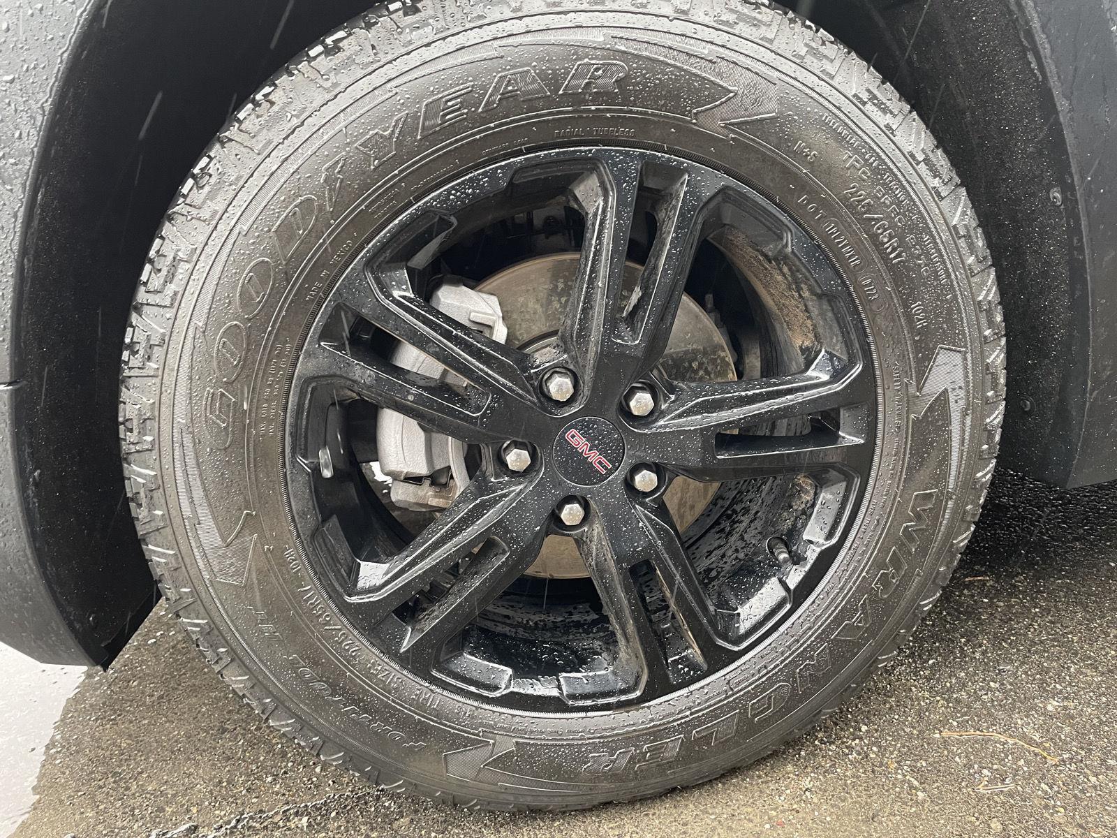 Used 2023 GMC Terrain AT4 SUV for sale in St Joseph MO