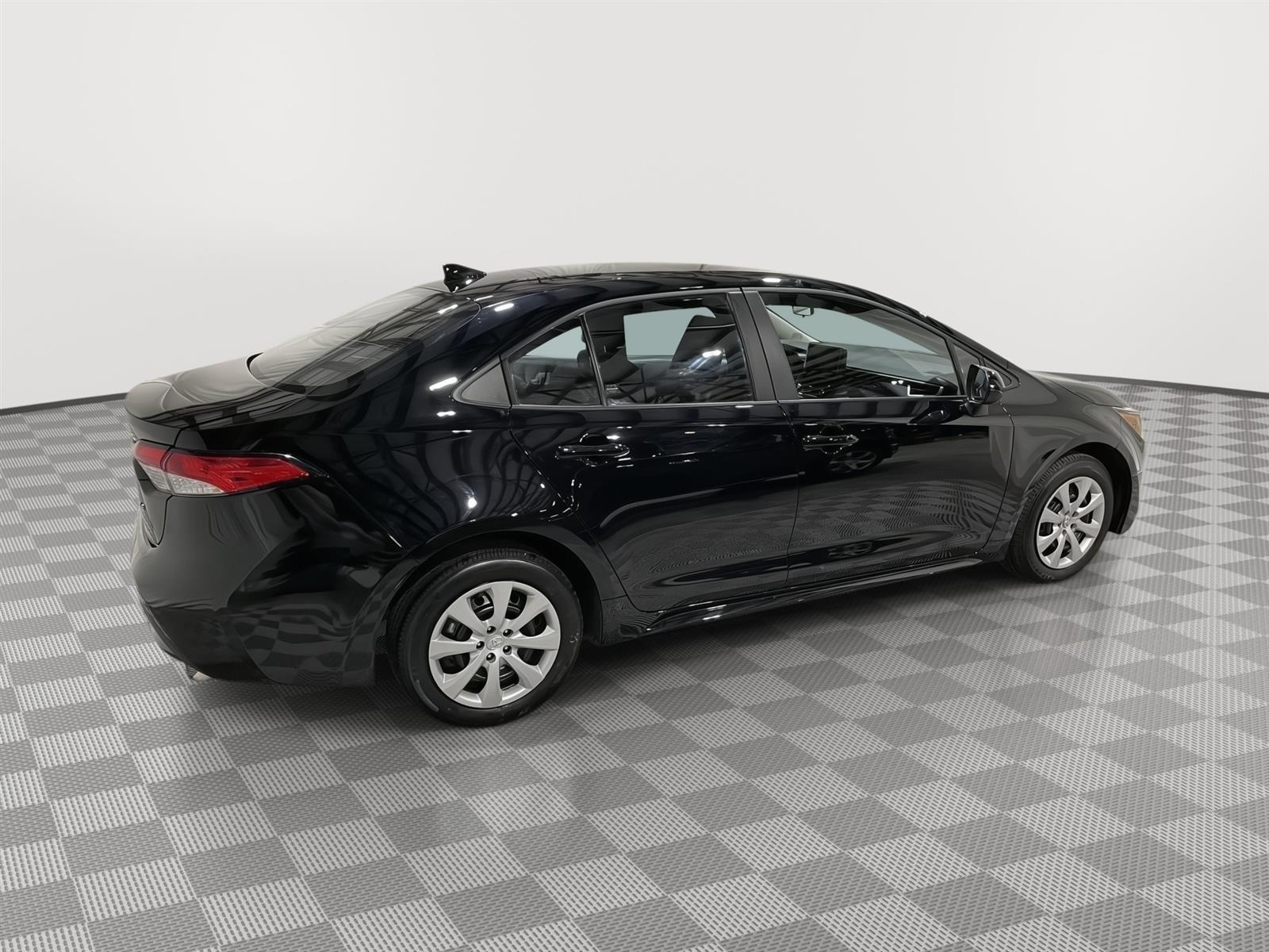 Used 2025 Toyota Corolla LE Sedan for sale in St Joseph MO