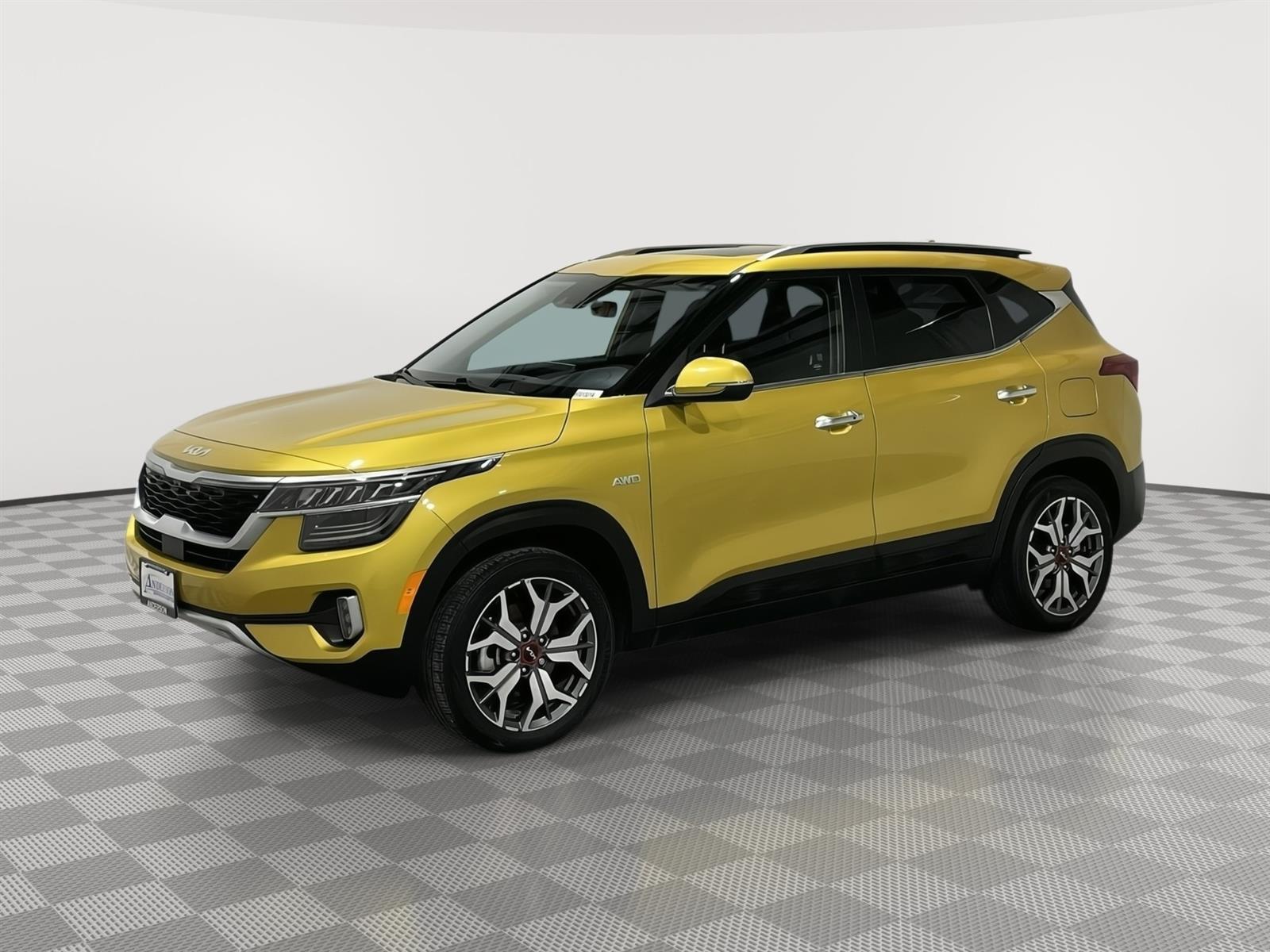 Used 2023 Kia Seltos SX SUV for sale in St Joseph MO