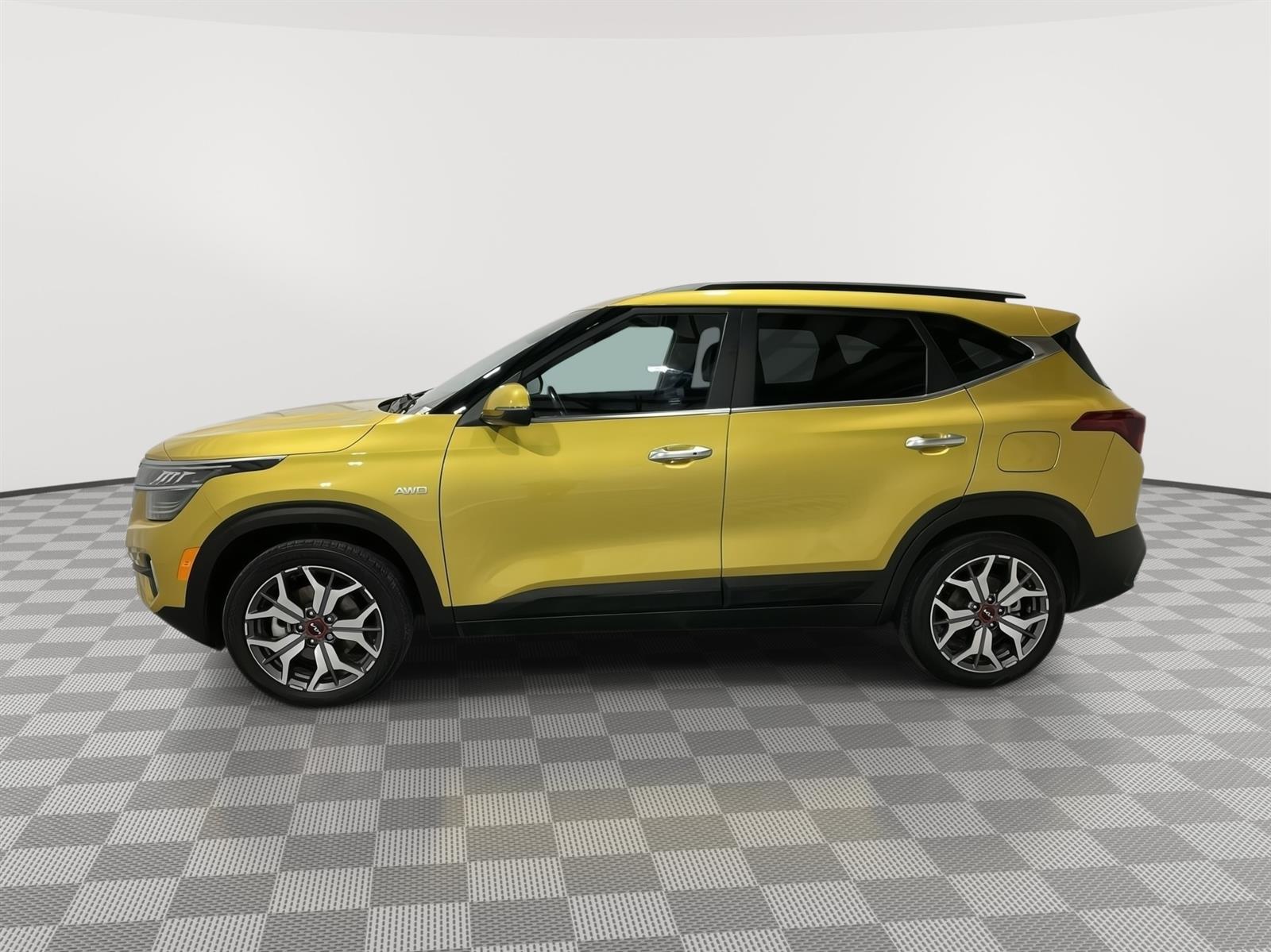 Used 2023 Kia Seltos SX SUV for sale in St Joseph MO
