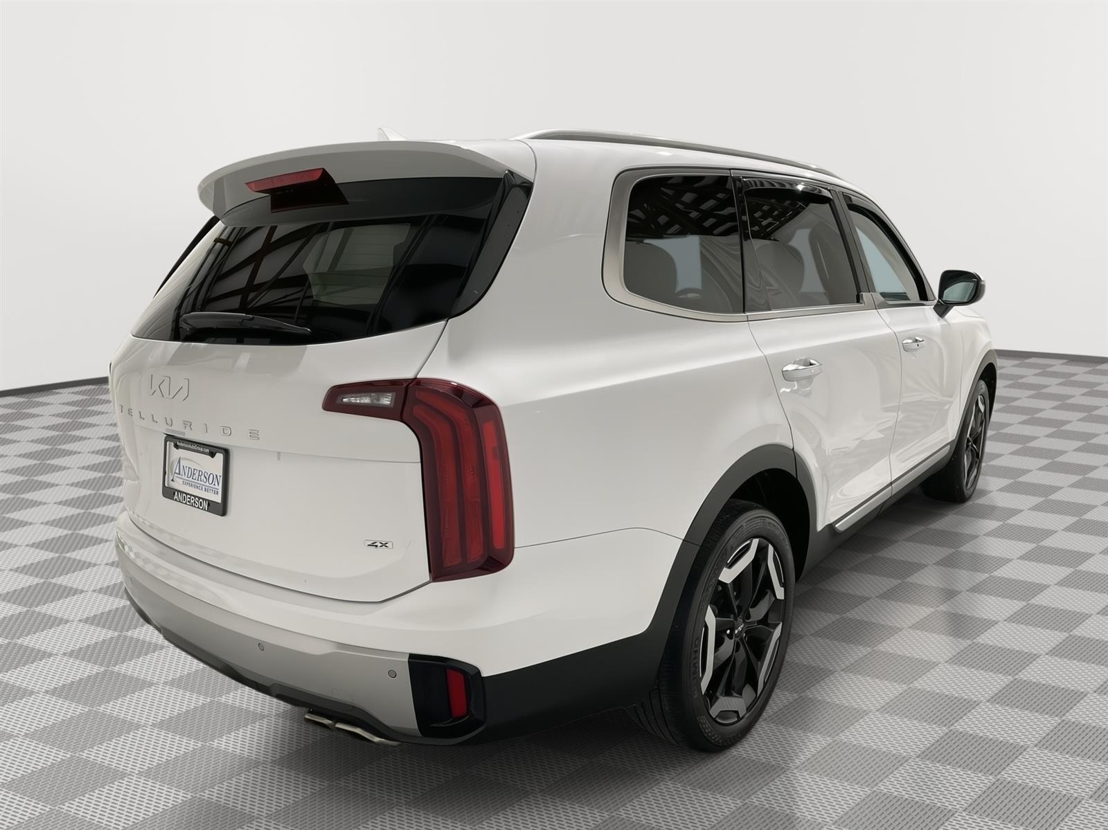 Used 2023 Kia Telluride S SUV for sale in St Joseph MO