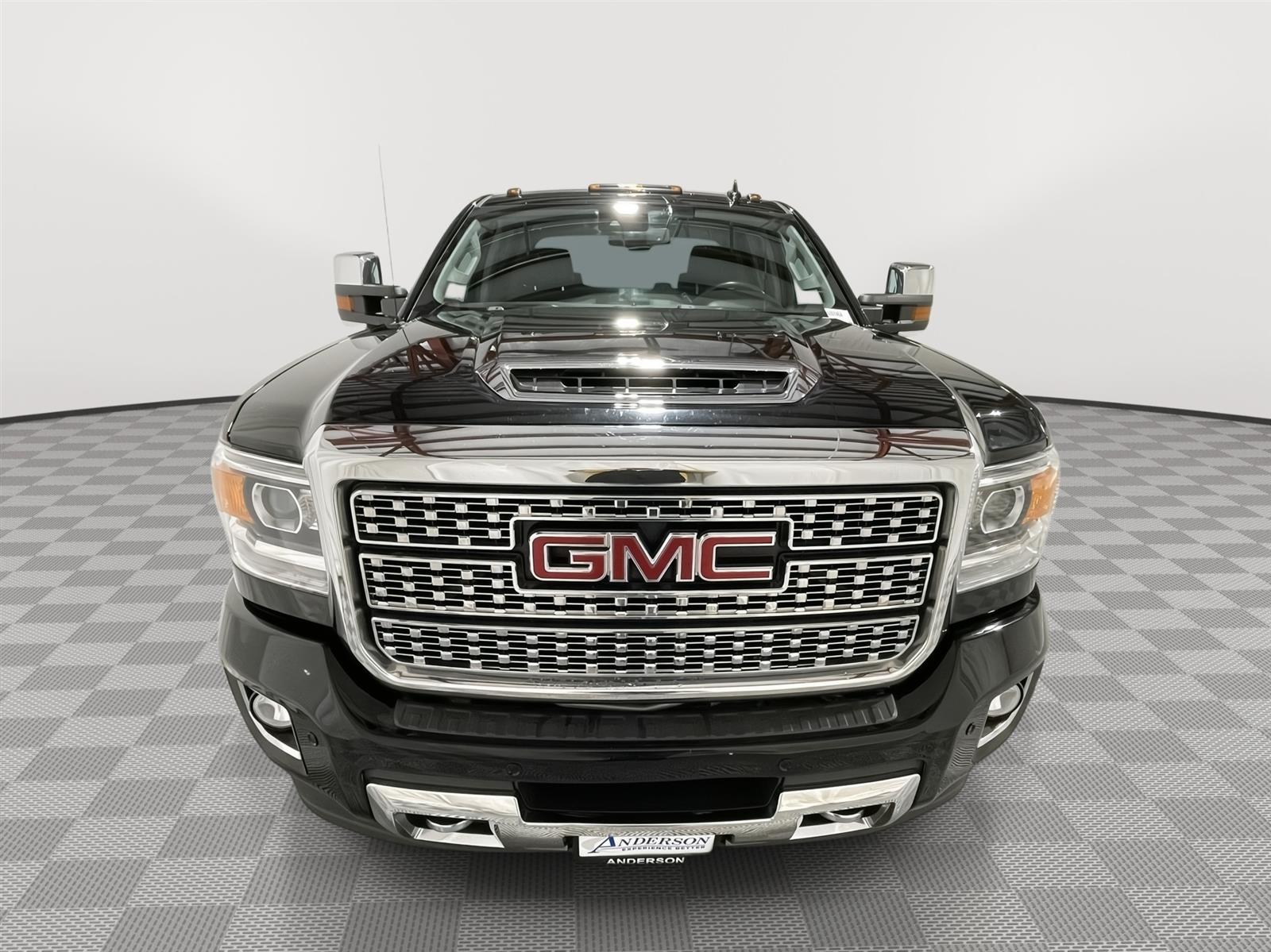 Used 2019 GMC Sierra 2500HD Denali Crew Cab Truck for sale in St Joseph MO