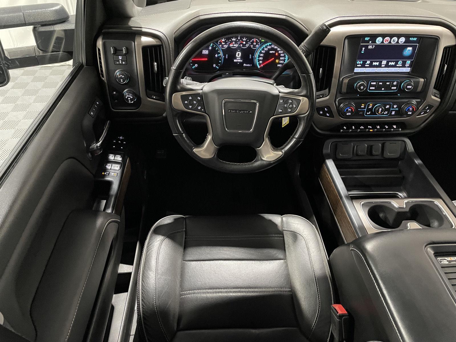 Used 2019 GMC Sierra 2500HD Denali Crew Cab Truck for sale in St Joseph MO