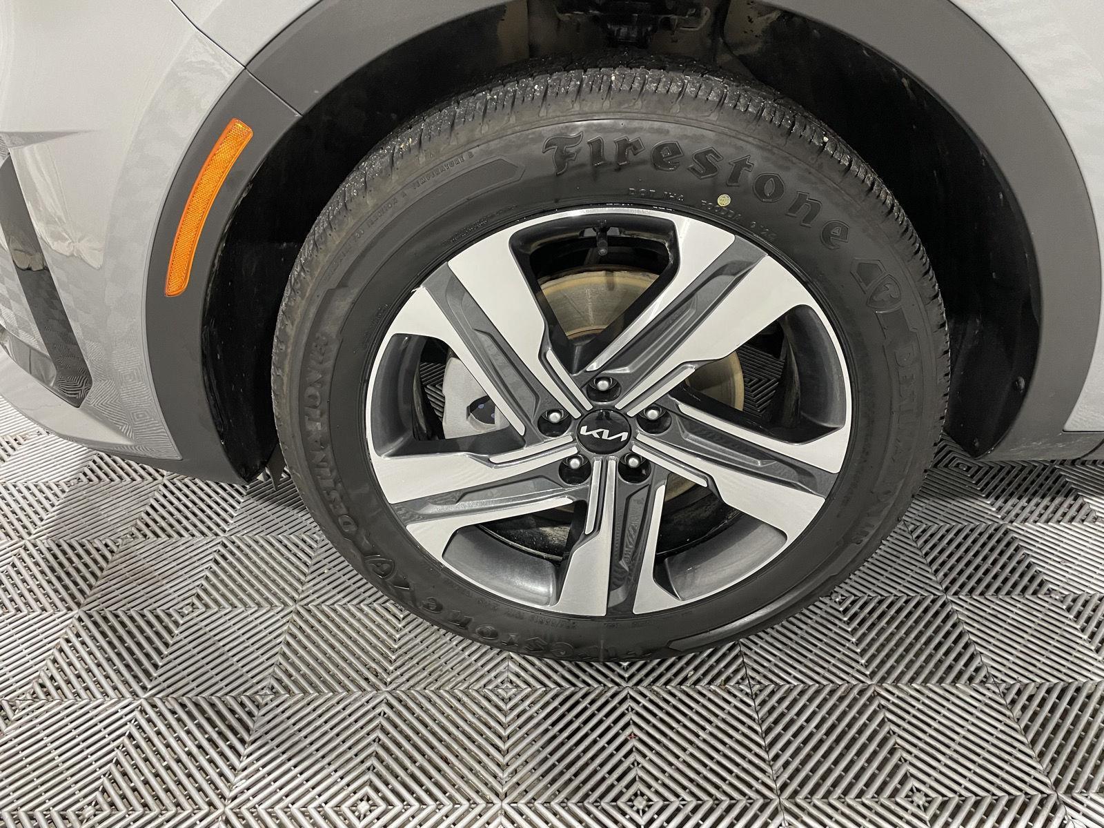 Used 2022 Kia Sorento Plug-In Hybrid SX SUV for sale in St Joseph MO