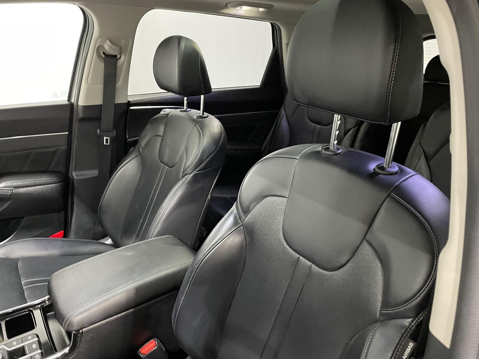 Used 2022 Kia Sorento Plug-In Hybrid SX SUV for sale in St Joseph MO