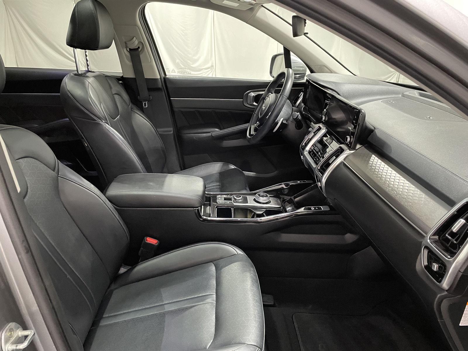Used 2022 Kia Sorento Plug-In Hybrid SX SUV for sale in St Joseph MO
