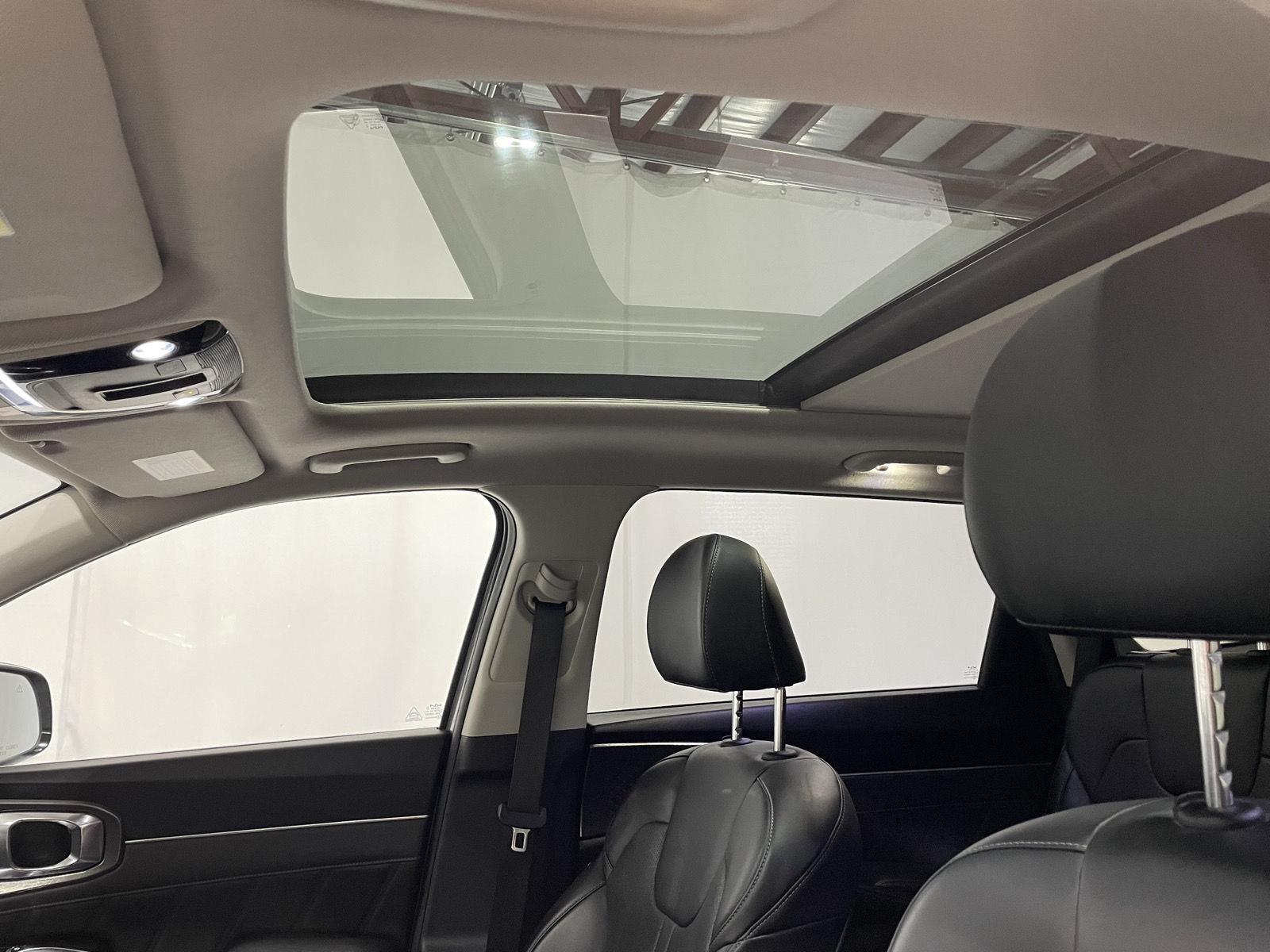 Used 2022 Kia Sorento Plug-In Hybrid SX SUV for sale in St Joseph MO