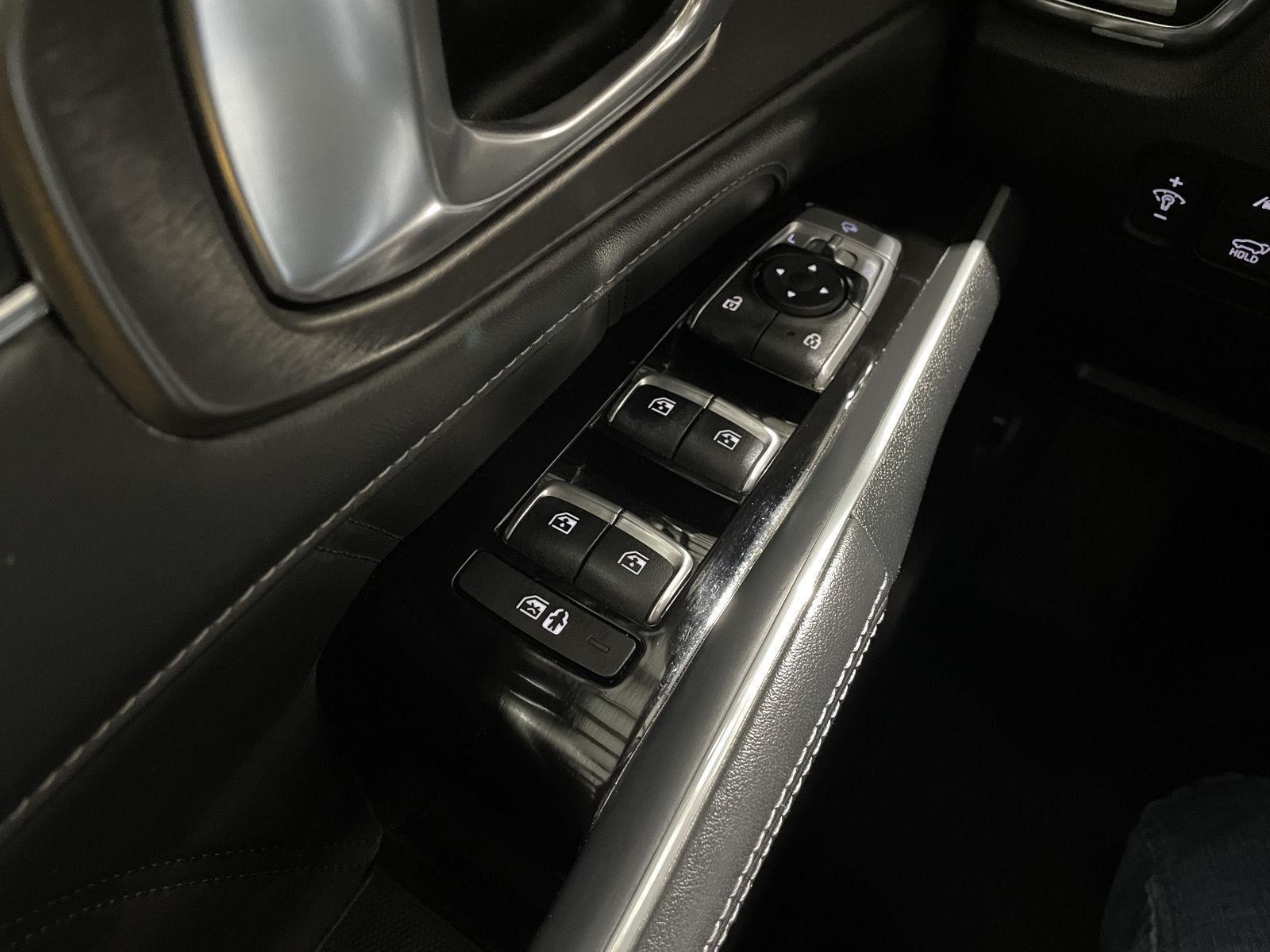Used 2022 Kia Sorento Plug-In Hybrid SX SUV for sale in St Joseph MO