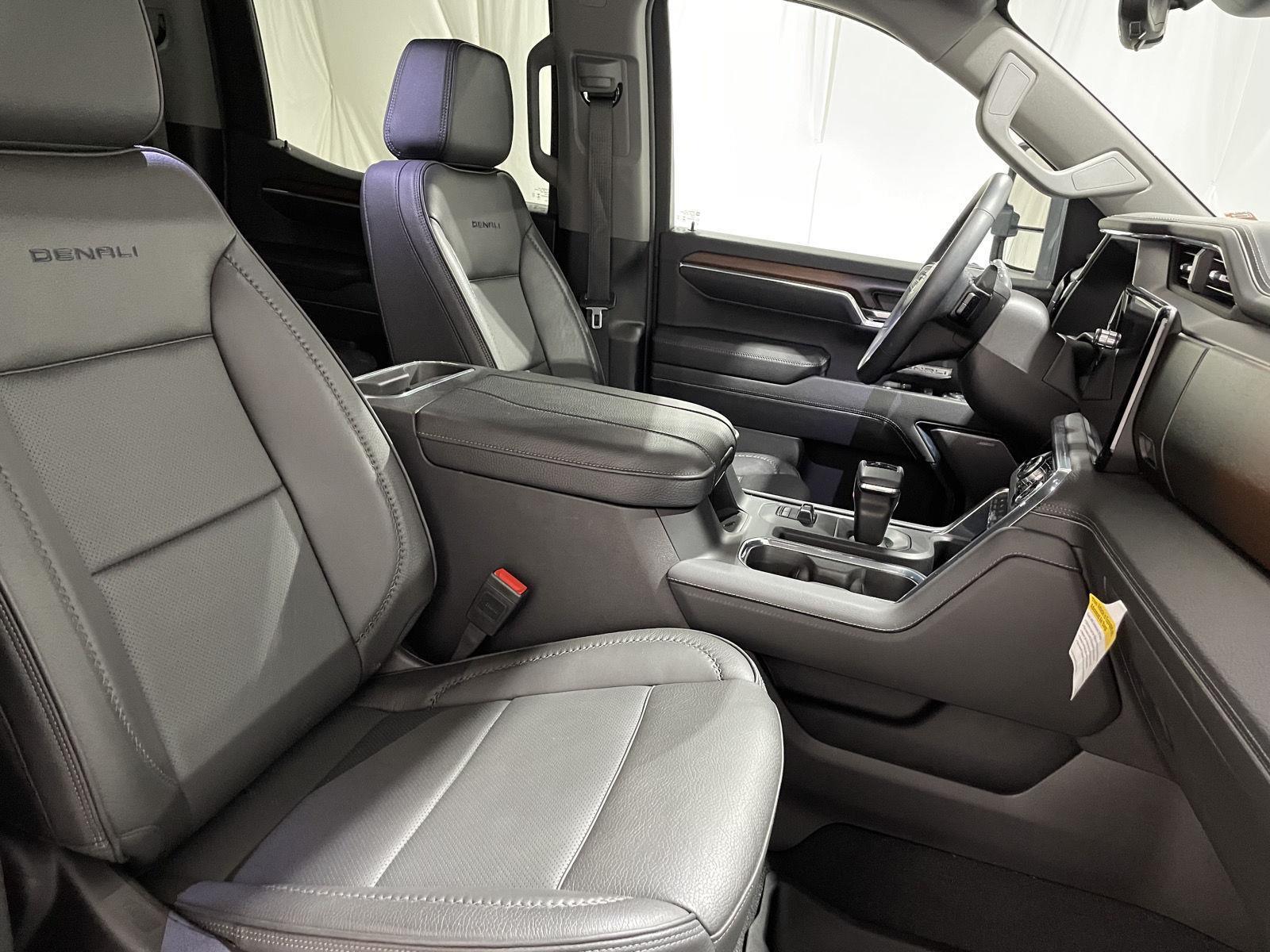 Used 2024 GMC Sierra 1500 Denali Crew Cab Truck for sale in St Joseph MO