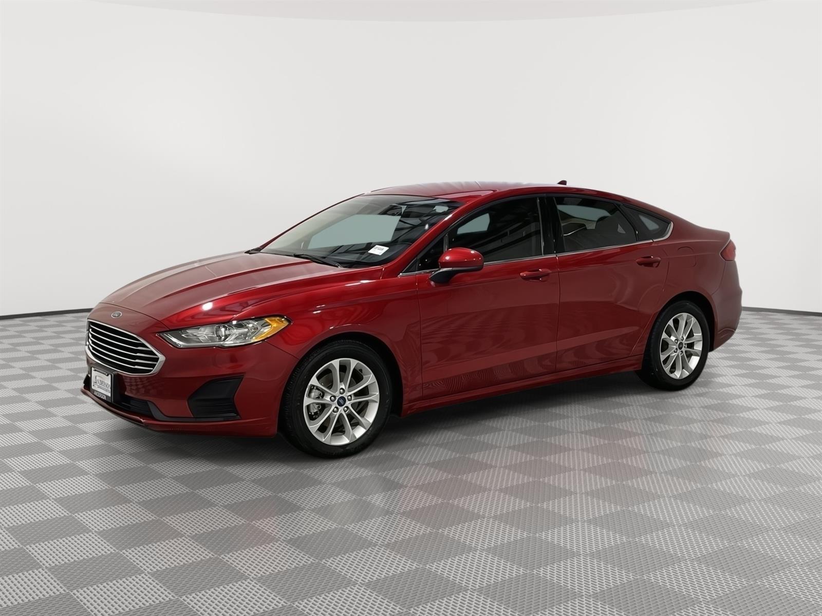 Used 2020 Ford Fusion SE Sedan for sale in St Joseph MO