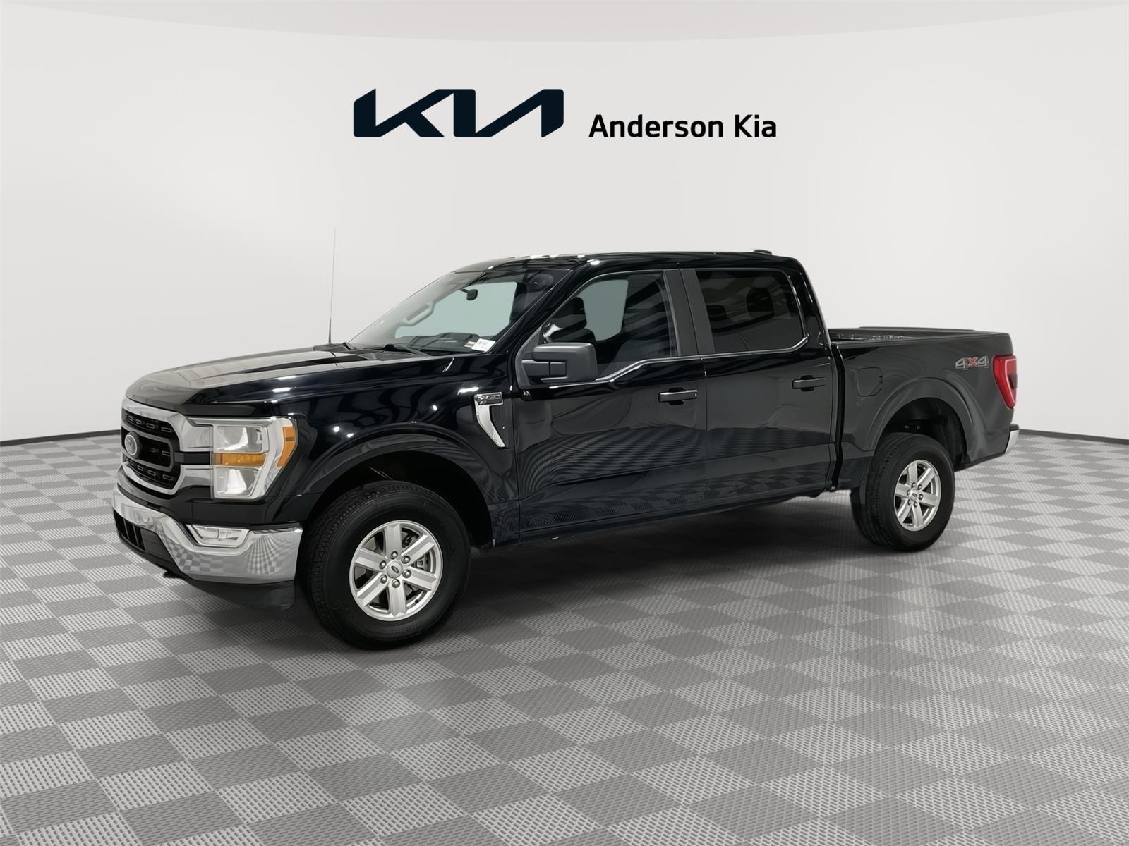 Used 2022 Ford F-150 XLT Crew Cab Truck for sale in St. Joseph MO