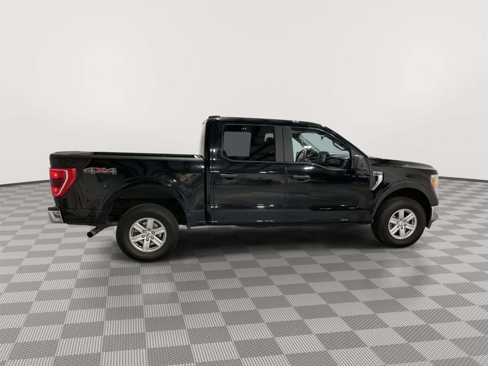 Used 2022 Ford F-150 XLT Crew Cab Truck for sale in St Joseph MO
