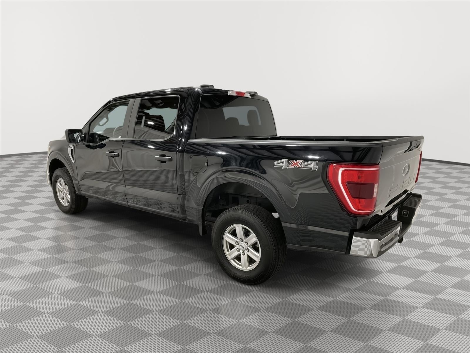 Used 2022 Ford F-150 XLT Crew Cab Truck for sale in St Joseph MO