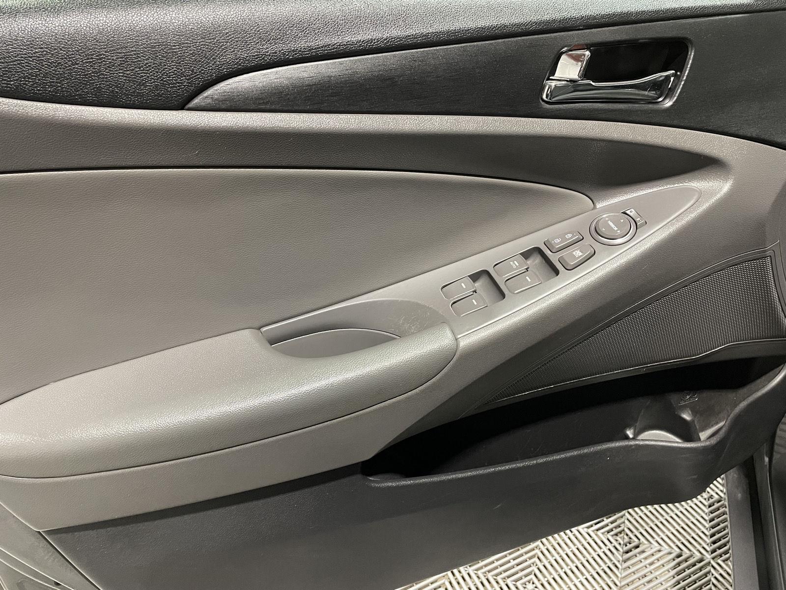 Used 2013 Hyundai Sonata GLS Sedan for sale in St Joseph MO