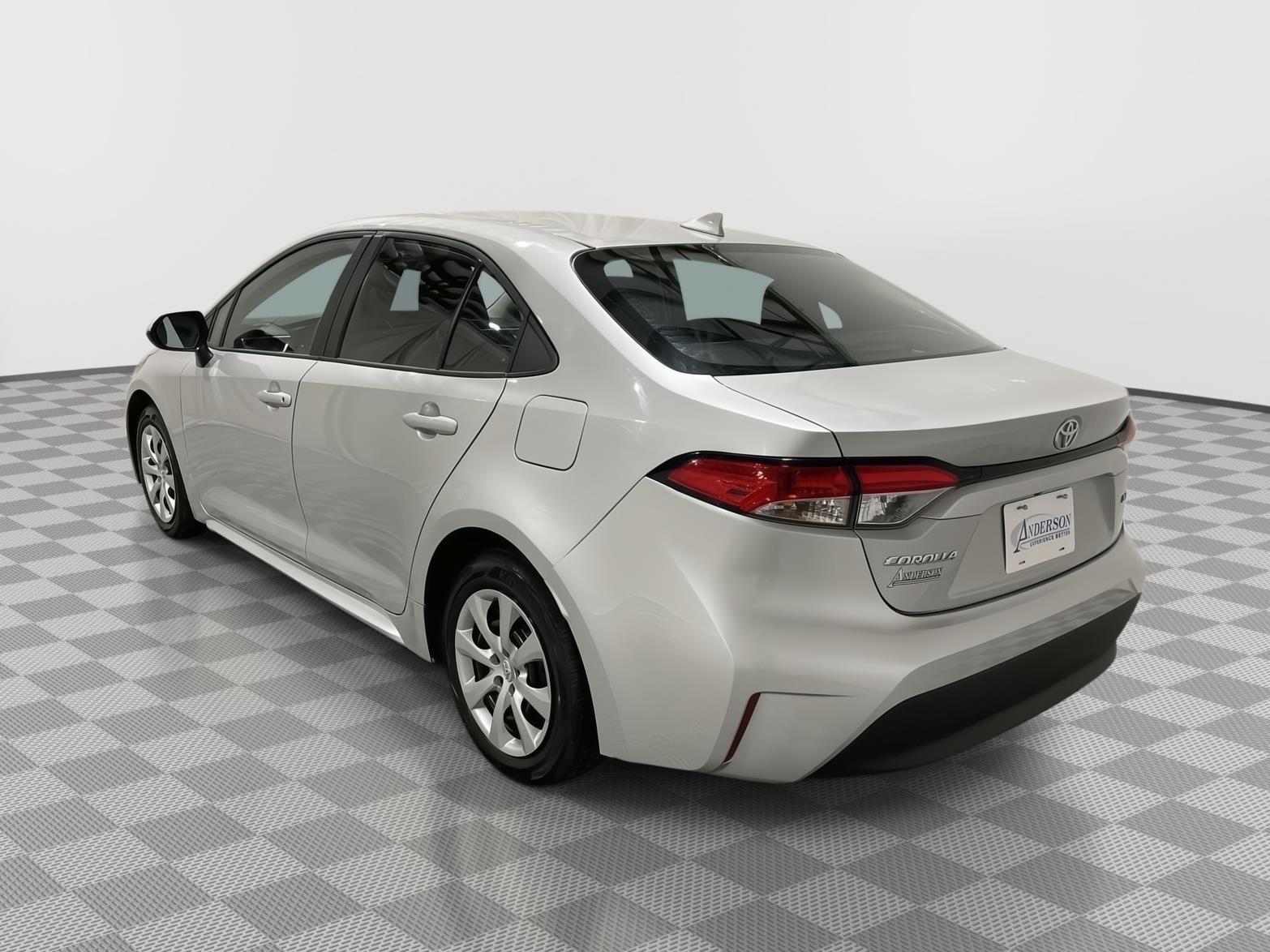 Used 2024 Toyota Corolla LE Sedan for sale in St Joseph MO