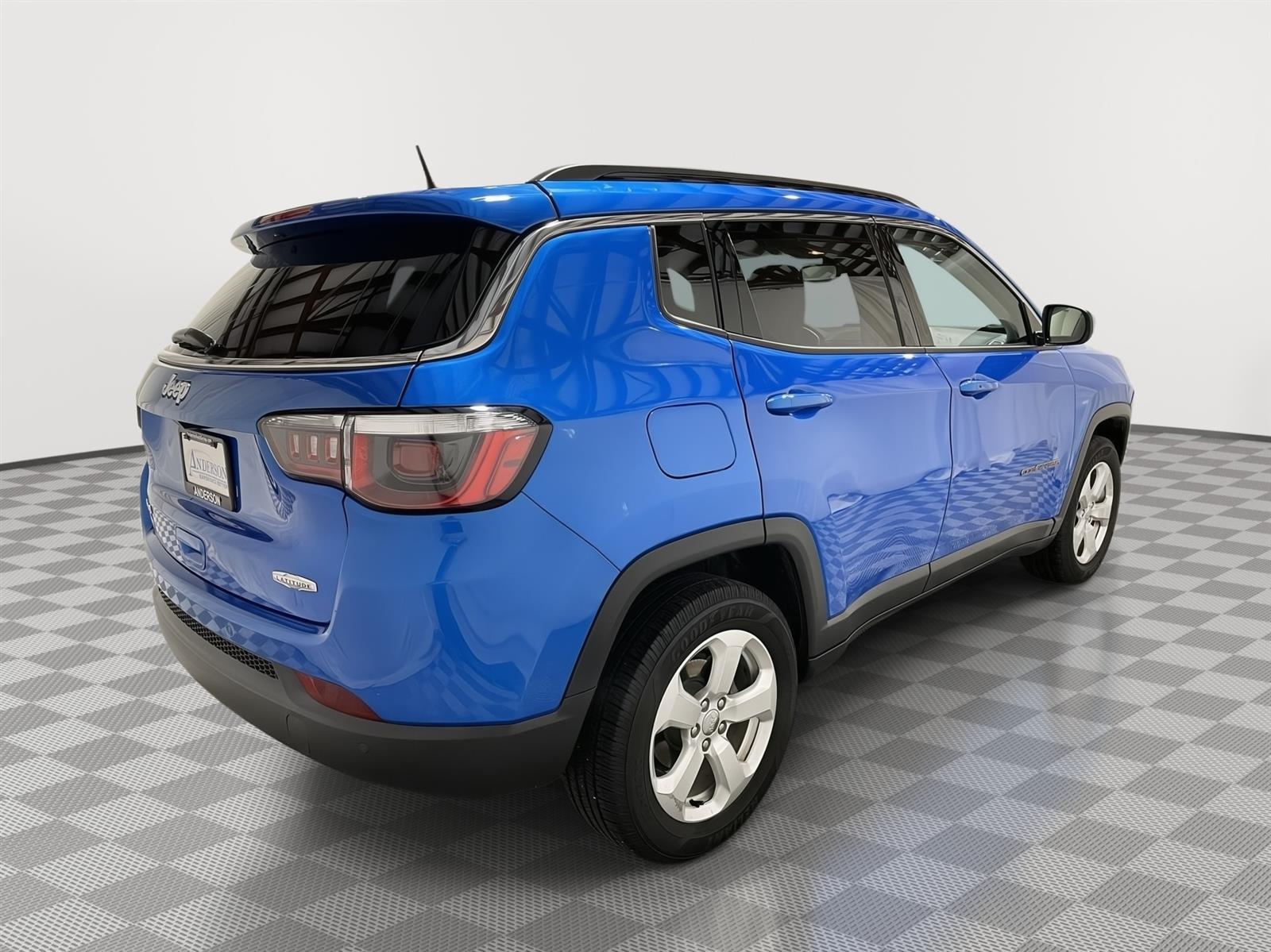 Used 2020 Jeep Compass Latitude SUV for sale in St Joseph MO