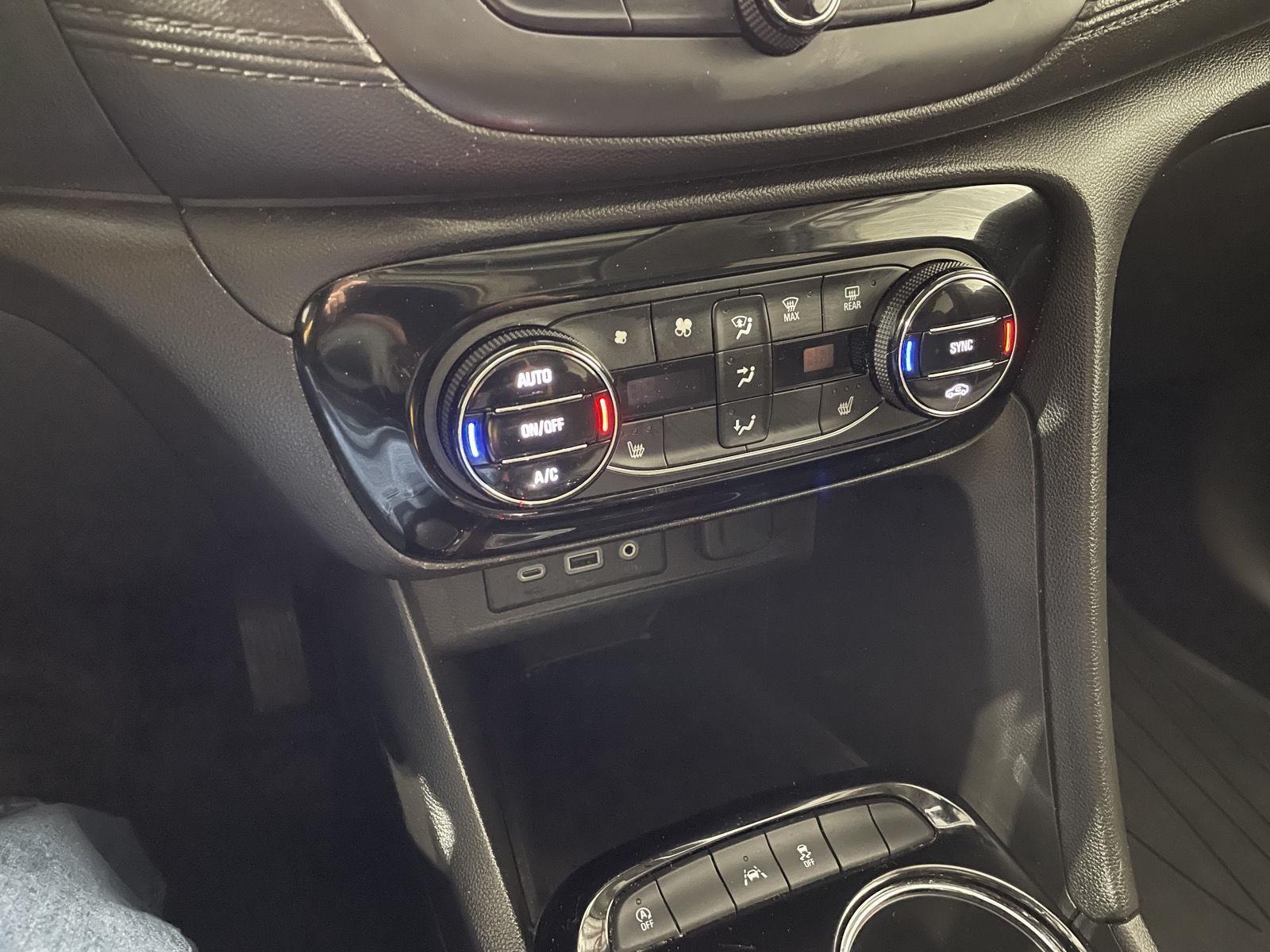 Used 2021 Buick Encore GX Select SUV for sale in St Joseph MO