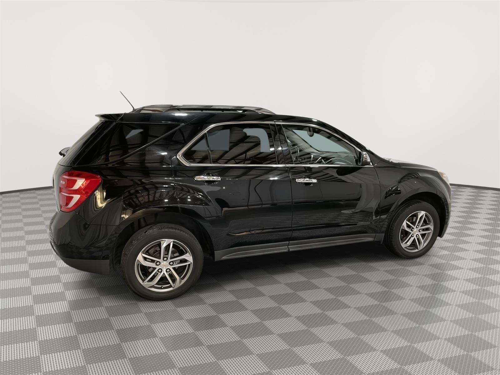 Pre-Owned 2017 Chevrolet Equinox for sale in St. Joseph MO