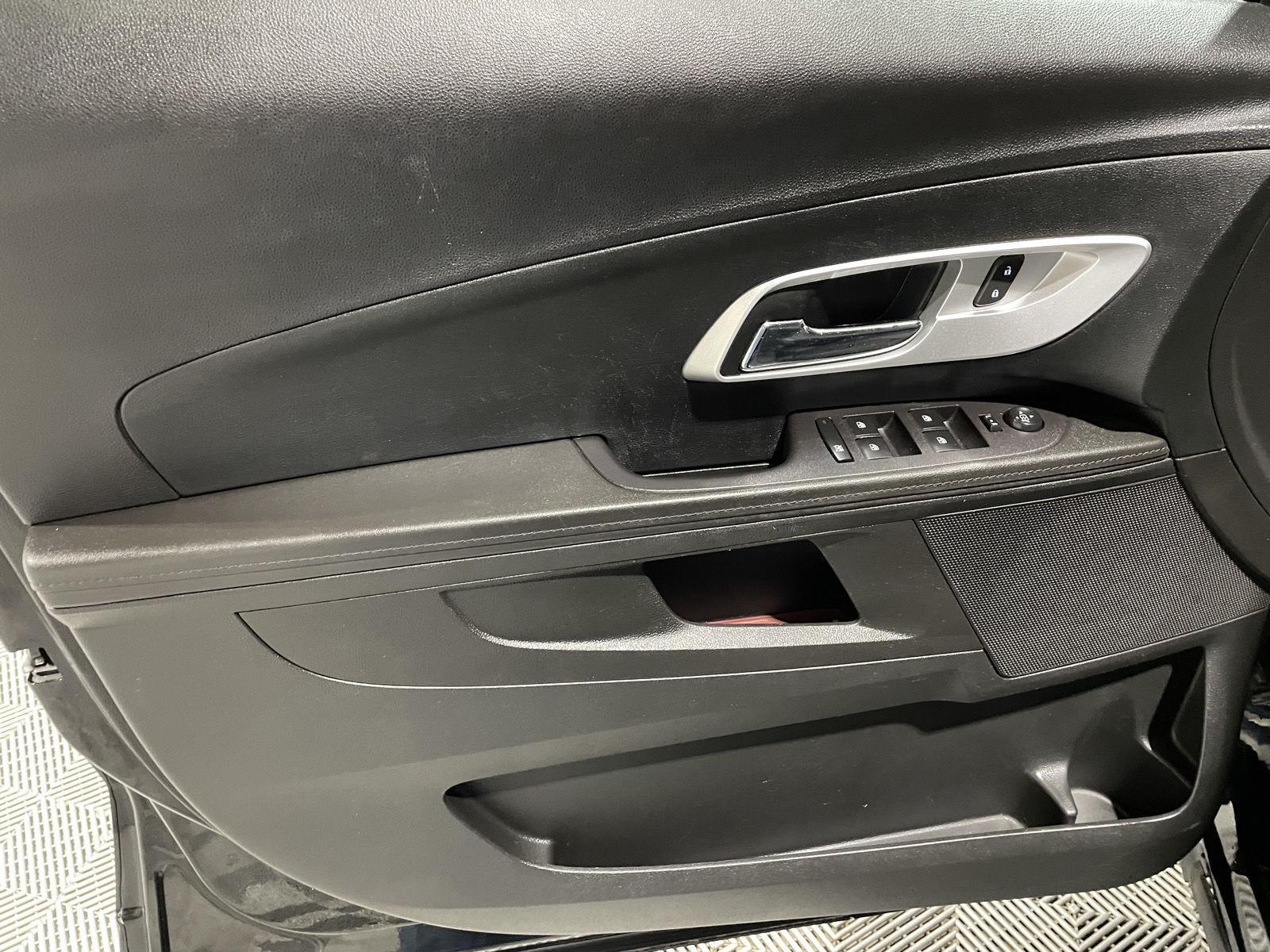 Pre-Owned 2017 Chevrolet Equinox for sale in St. Joseph MO