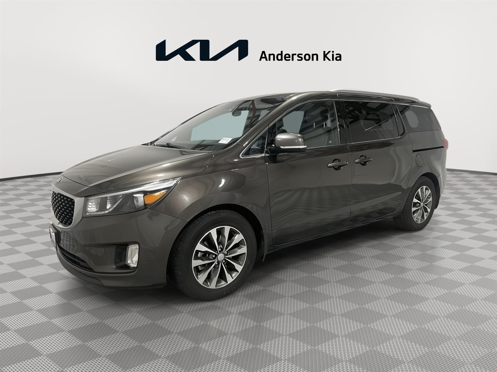 Used 2016 Kia Sedona SX Minivans for sale in St Joseph MO
