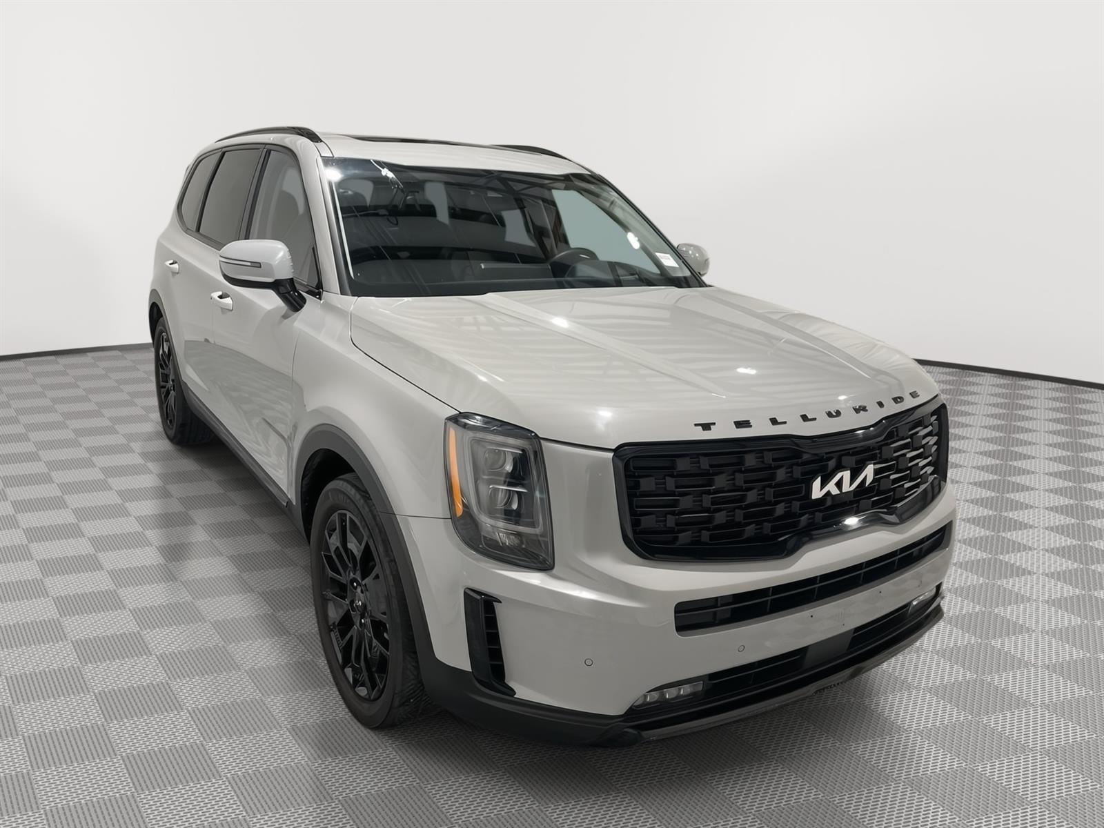 Used 2022 Kia Telluride SX SUV for sale in St Joseph MO