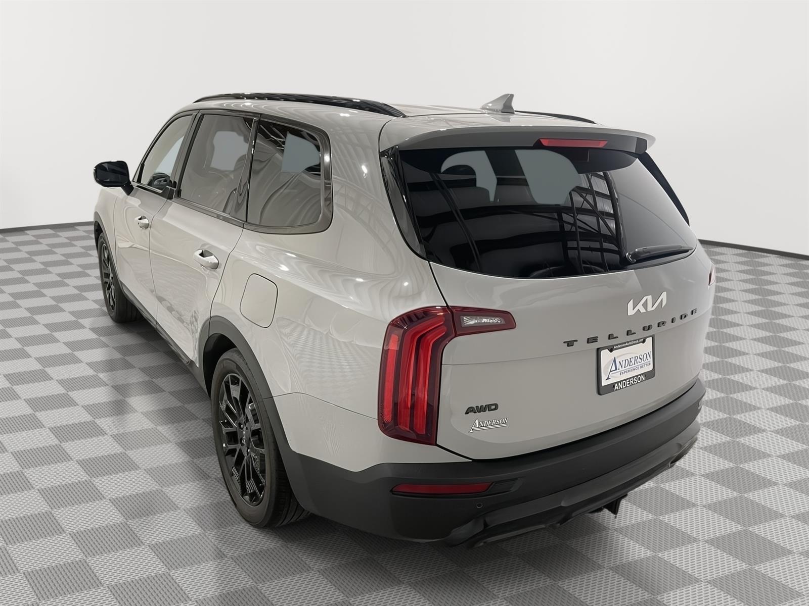 Used 2022 Kia Telluride SX SUV for sale in St Joseph MO