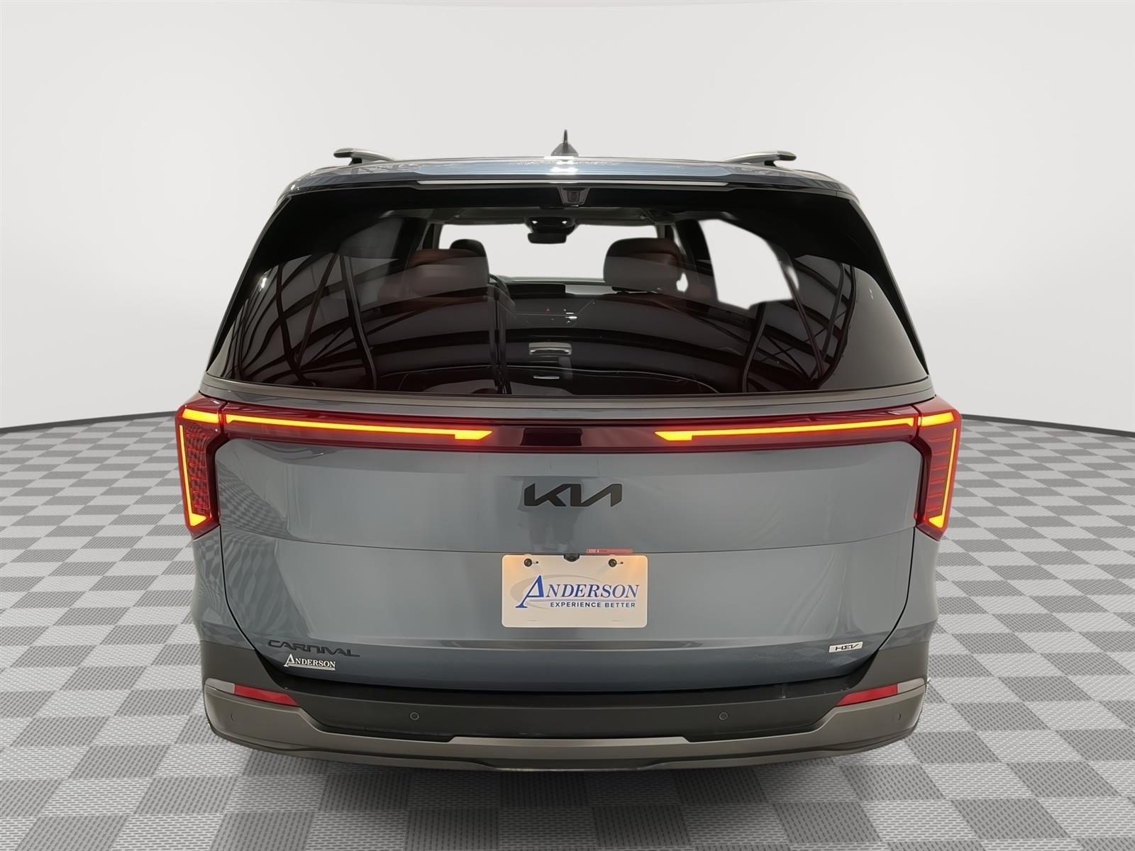 Used 2025 Kia Carnival Hybrid SX Prestige Minivans for sale in St Joseph MO