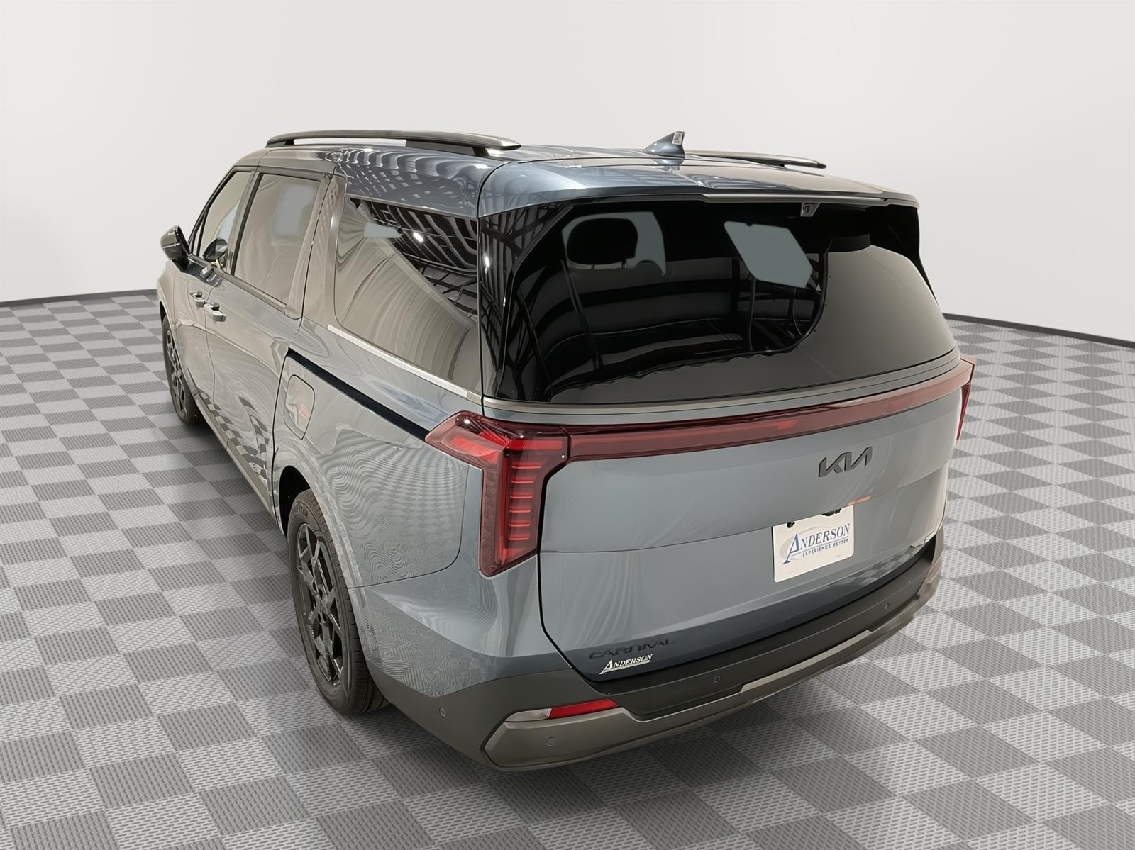 Used 2025 Kia Carnival Hybrid SX Prestige Minivans for sale in St Joseph MO