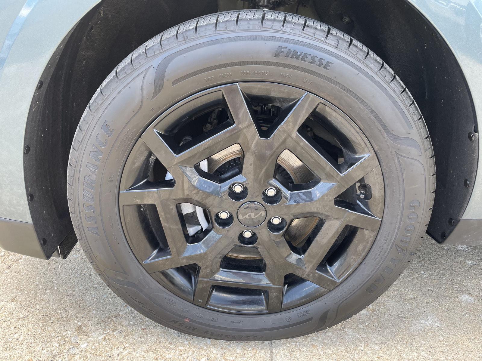 Used 2025 Kia Carnival Hybrid for sale in St. Joseph MO