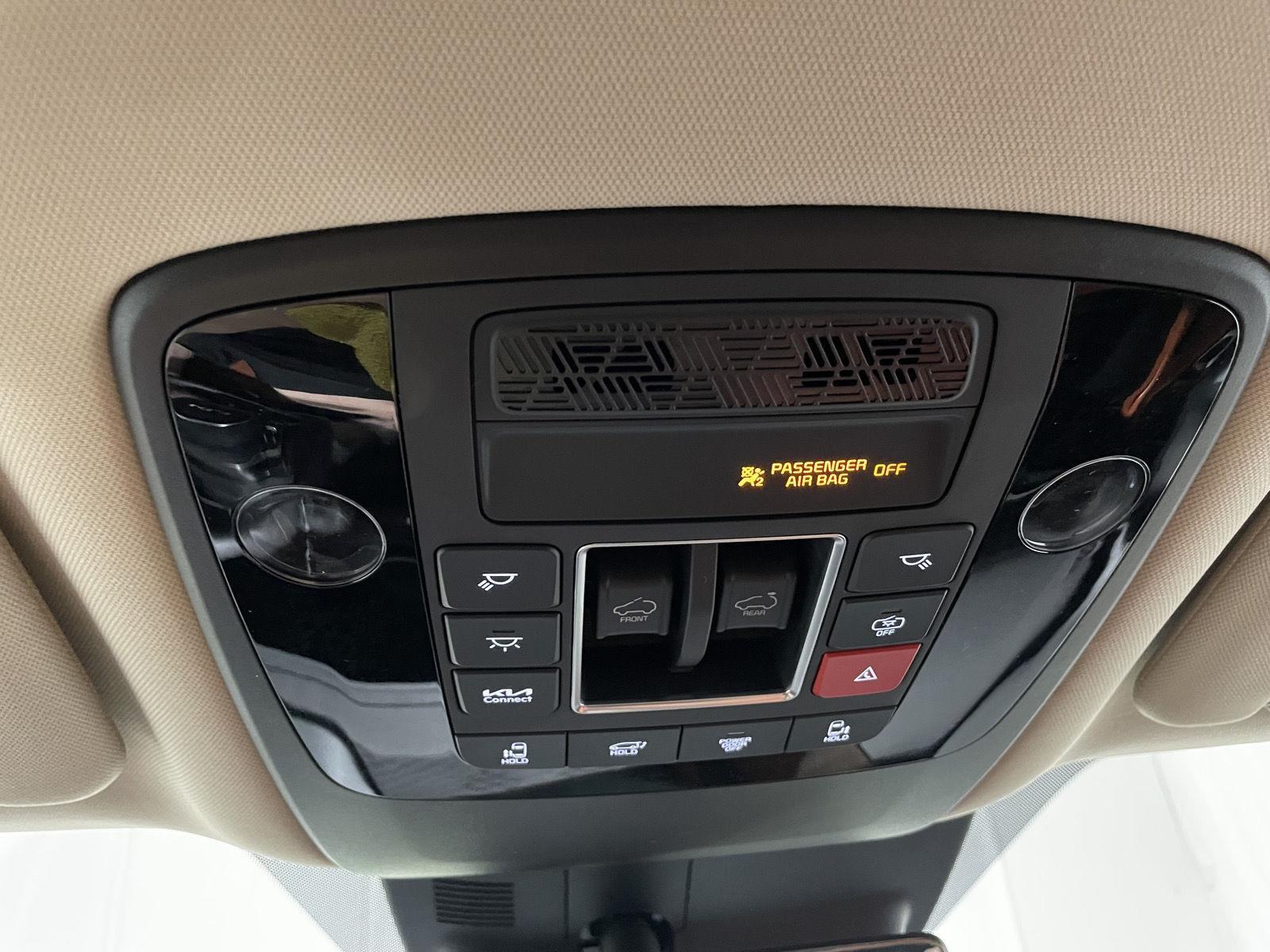 Used 2025 Kia Carnival Hybrid for sale in St. Joseph MO