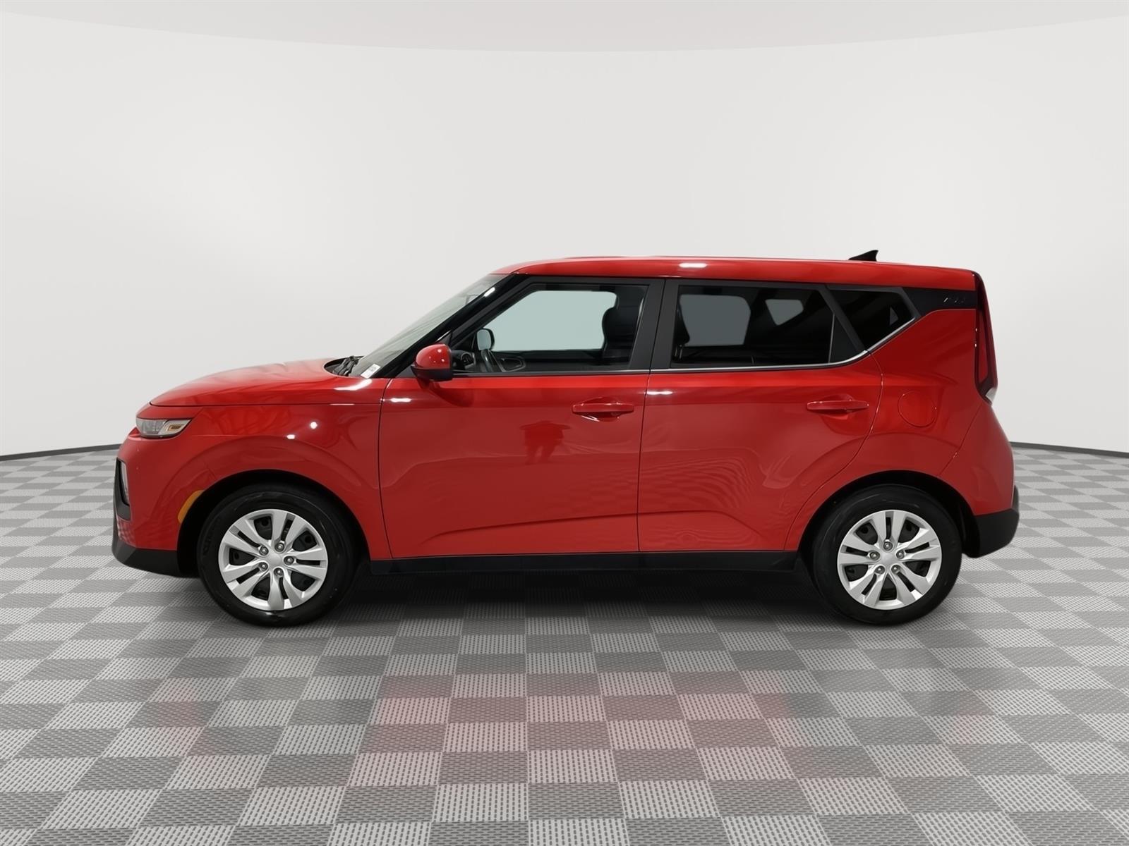 Used 2022 Kia Soul LX with VIN KNDJ23AU2N7172188 for sale in Kansas City