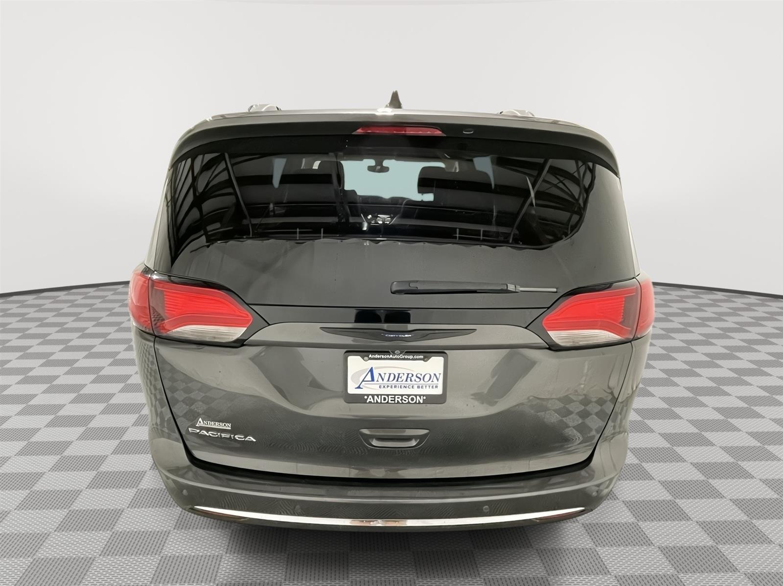 Pre-Owned 2020 Chrysler Pacifica for sale in St. Joseph MO