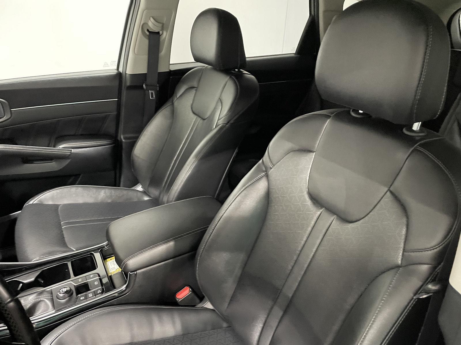 Pre-Owned 2022 Kia Sorento for sale in St. Joseph MO