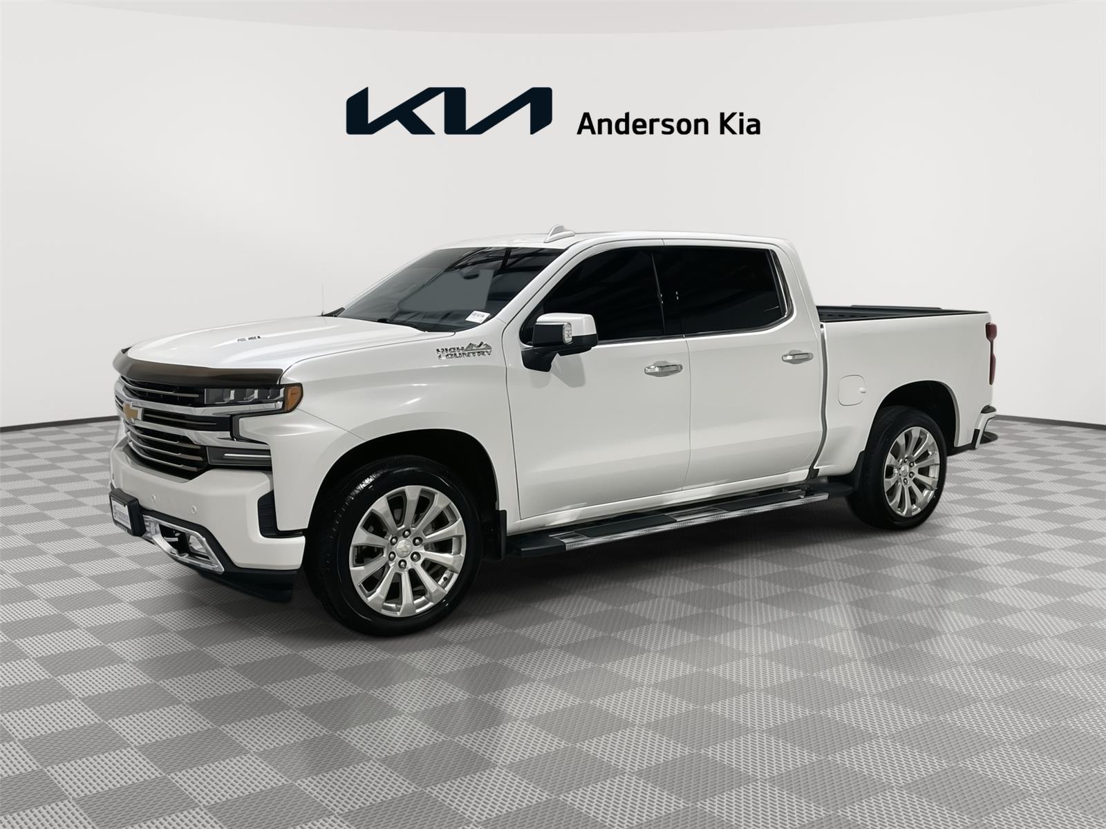 Used 2019 Chevrolet Silverado 1500 High Country Crew Cab Truck for sale in St. Joseph MO