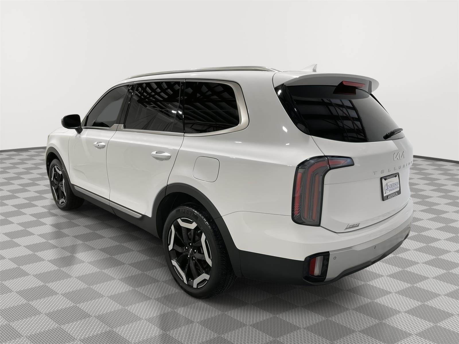 Pre-Owned 2024 Kia Telluride for sale in St. Joseph MO