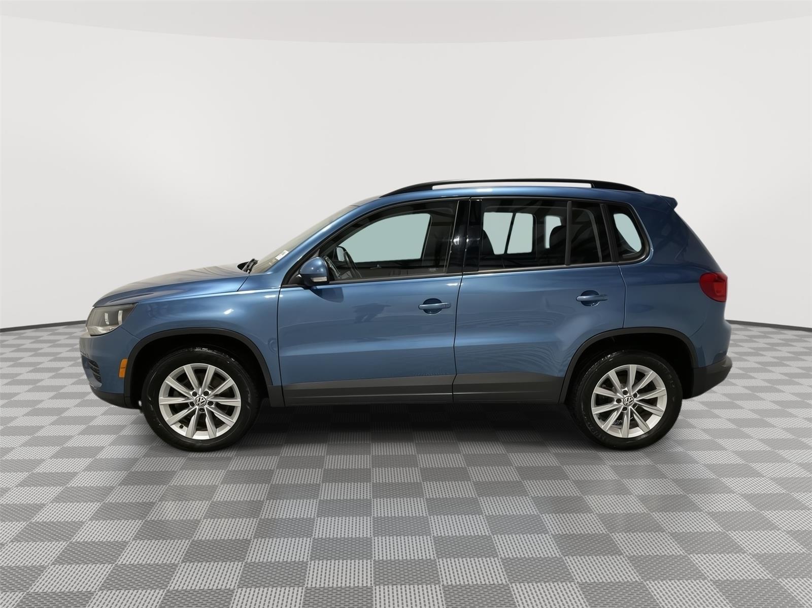 Used 2017 Volkswagen Tiguan Limited  4motion for sale in St Joseph MO