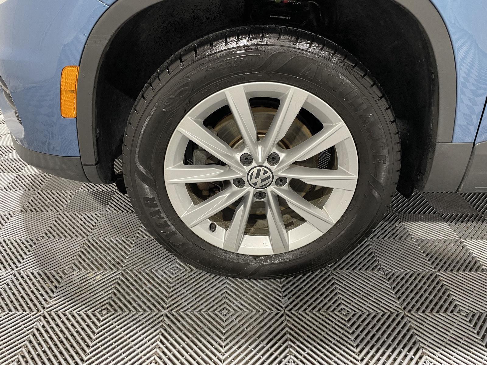 Pre-Owned 2017 Volkswagen Tiguan Limited for sale in St. Joseph MO