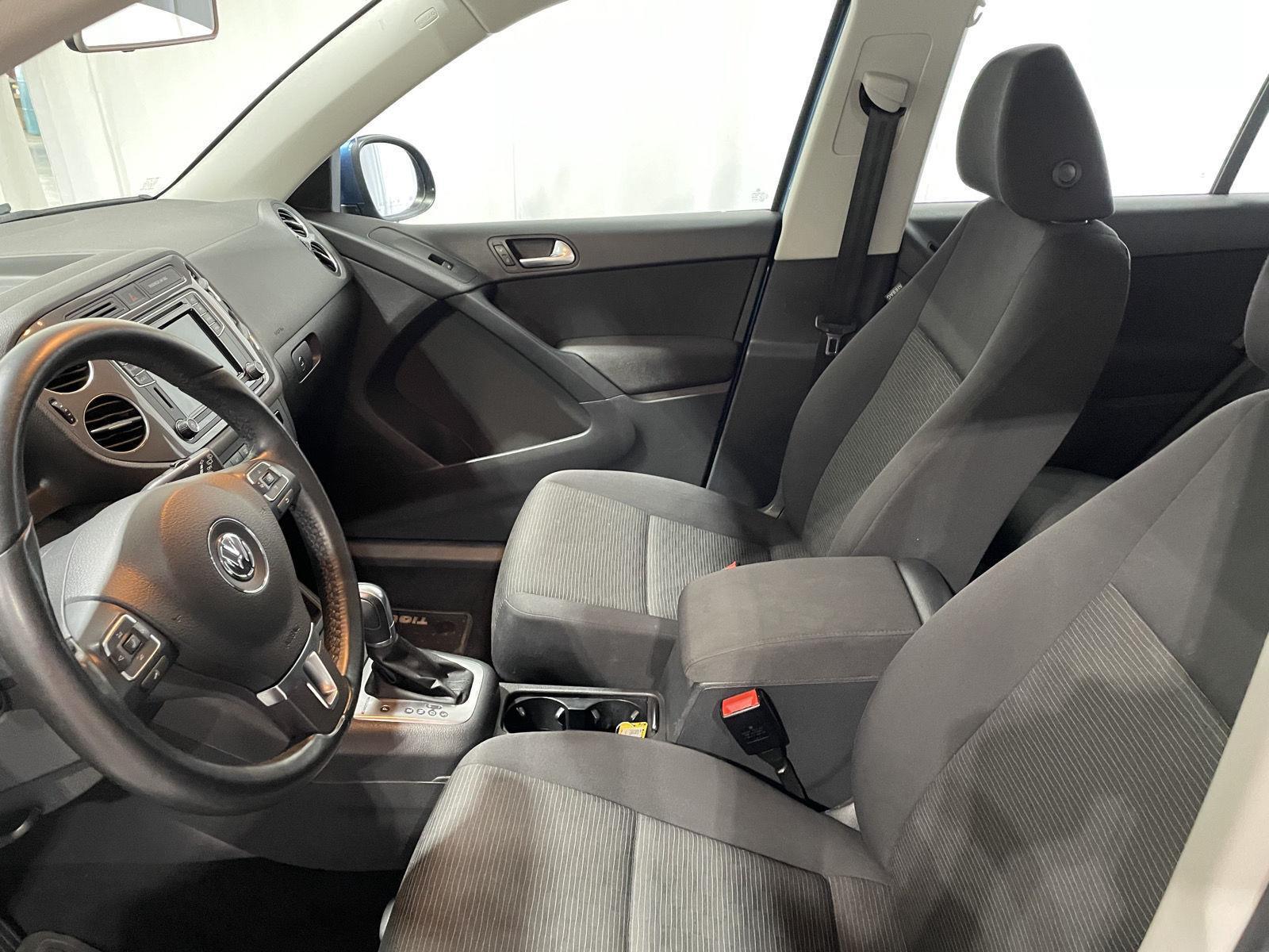 Pre-Owned 2017 Volkswagen Tiguan Limited for sale in St. Joseph MO