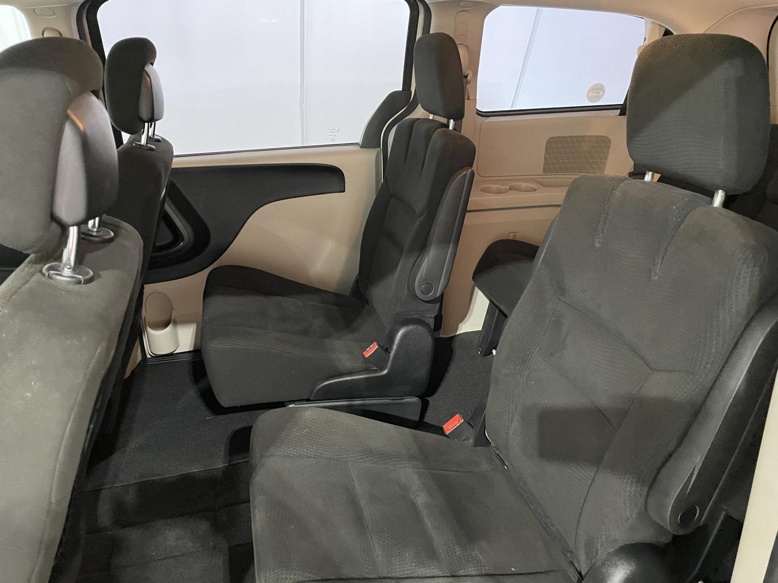 Pre-Owned 2015 Dodge Grand Caravan for sale in St. Joseph MO