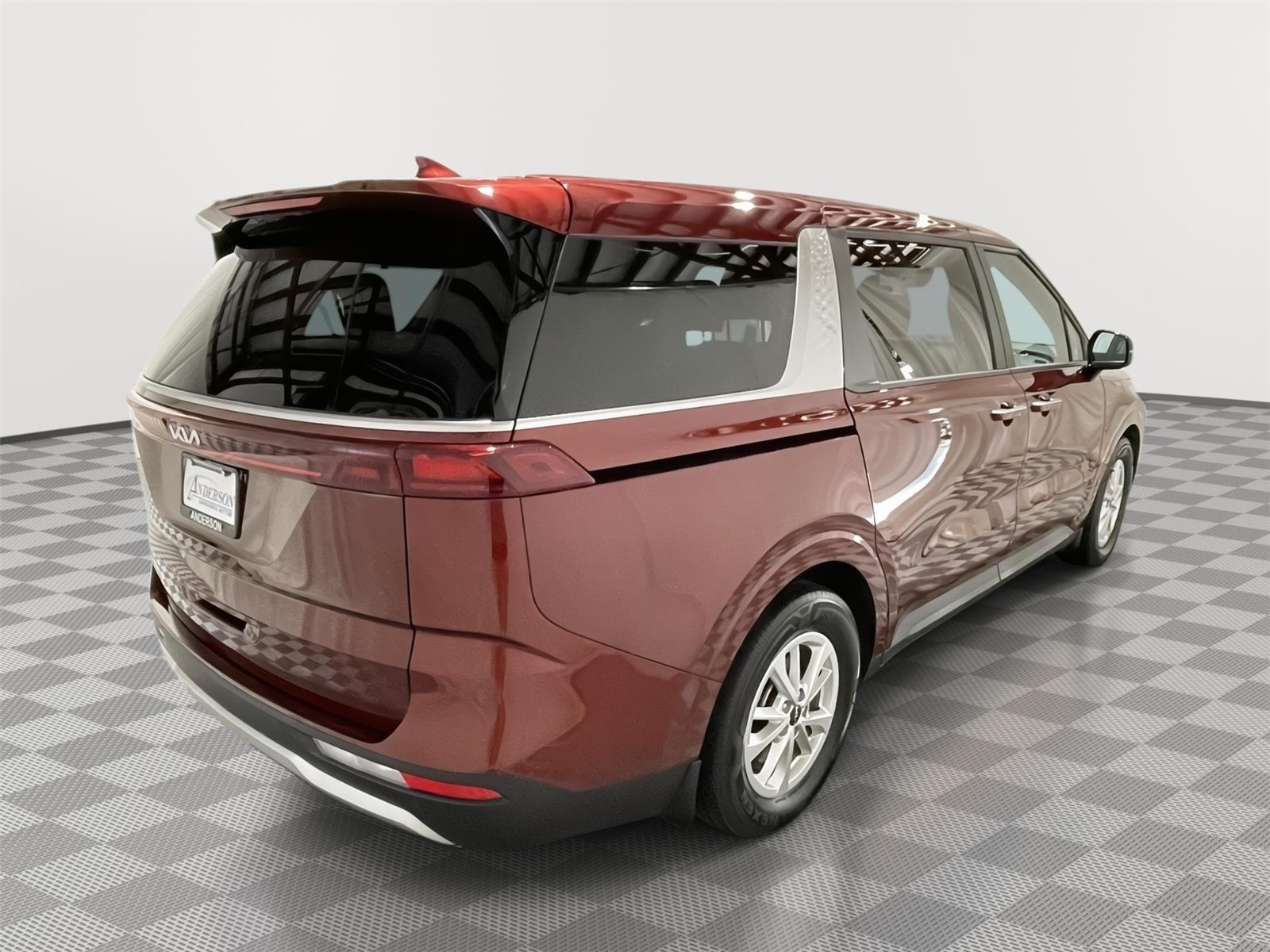 Pre-Owned 2024 Kia Carnival for sale in St. Joseph MO