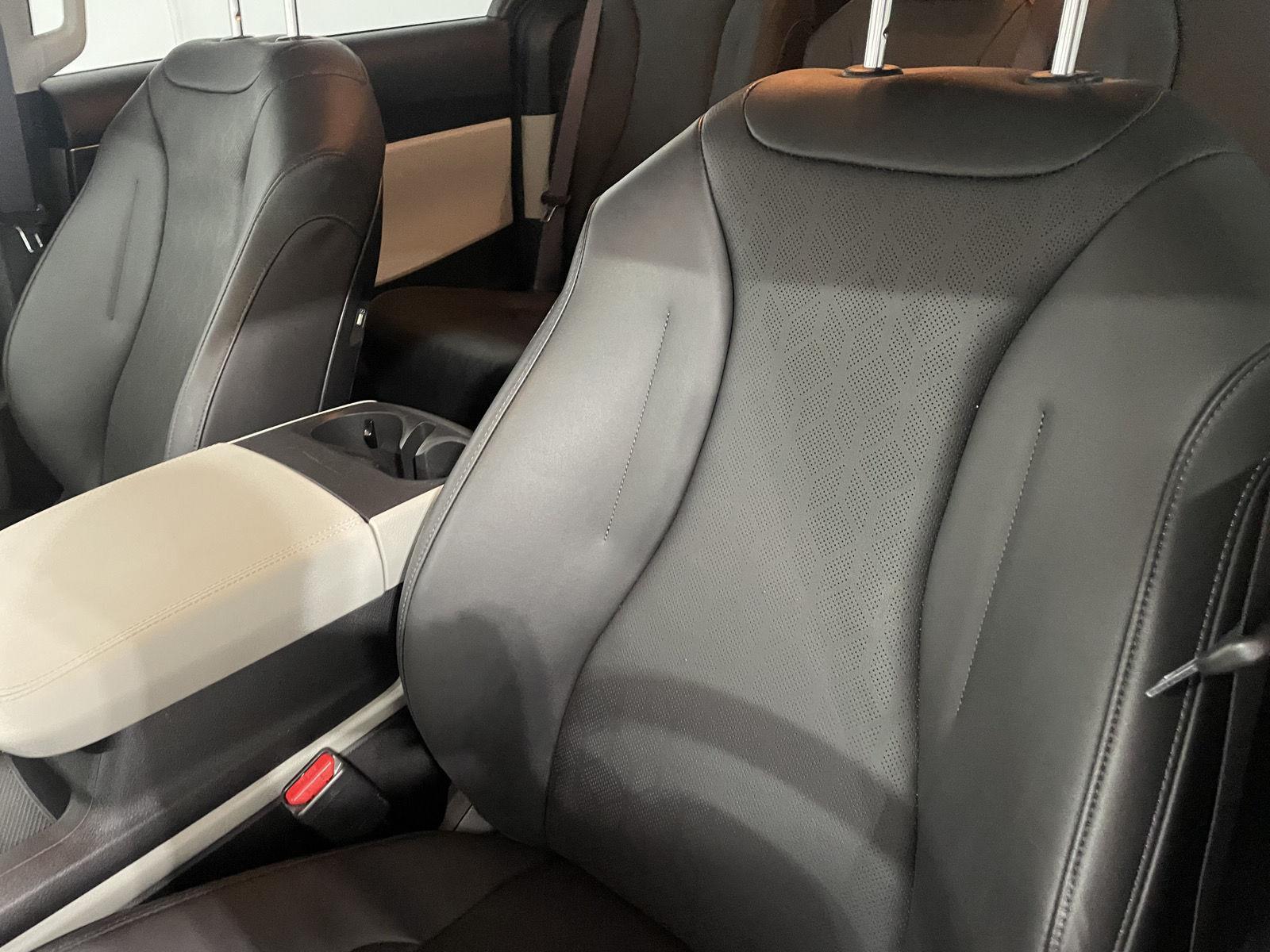Pre-Owned 2024 Kia Carnival for sale in St. Joseph MO