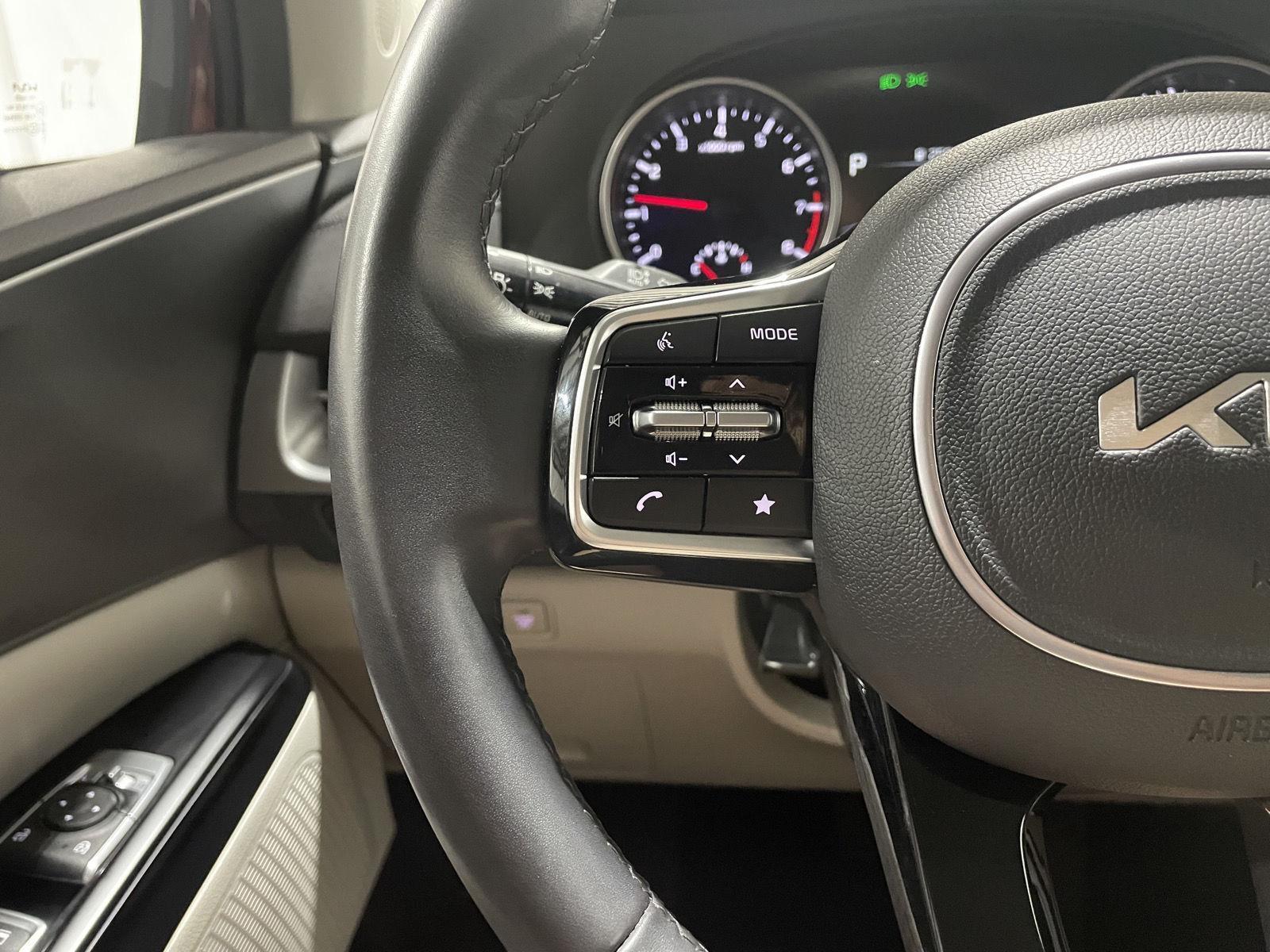 Pre-Owned 2024 Kia Carnival for sale in St. Joseph MO
