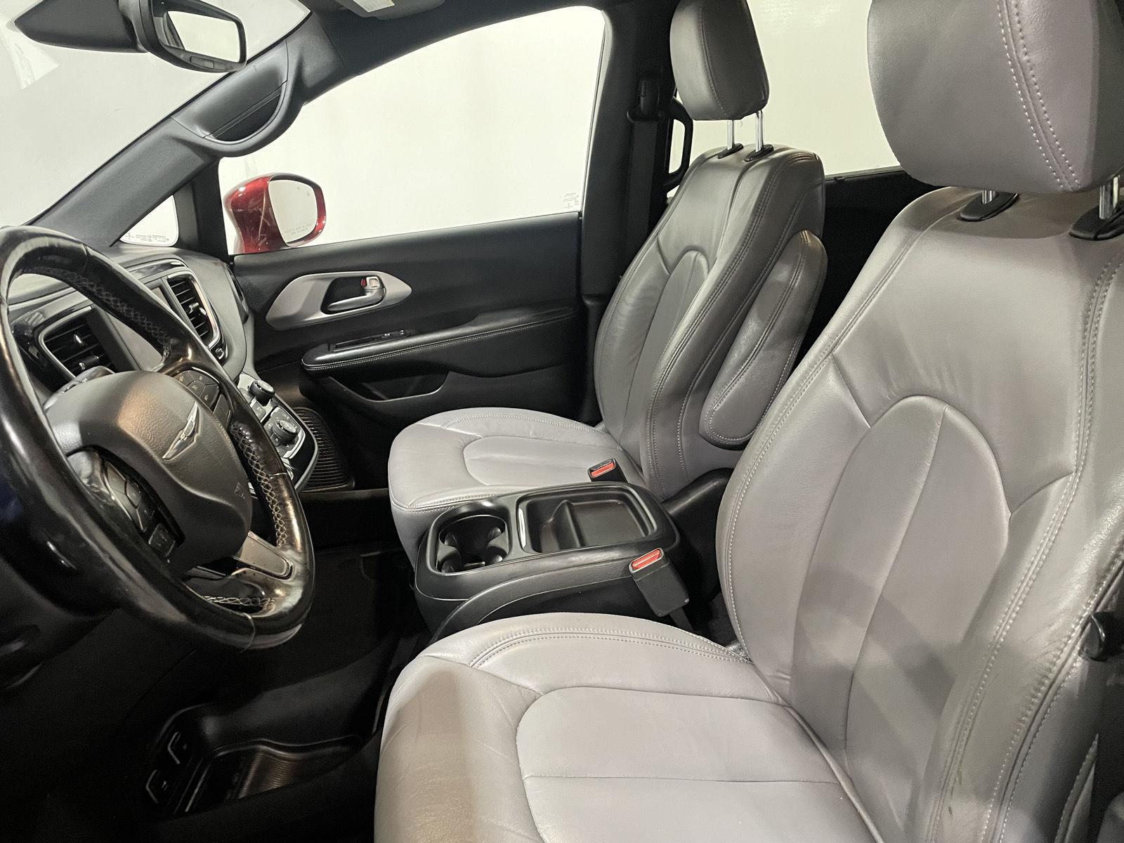 Pre-Owned 2019 Chrysler Pacifica for sale in St. Joseph MO