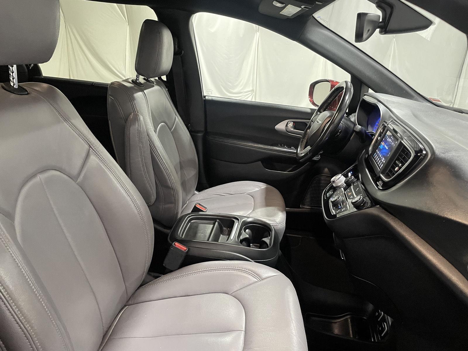 Pre-Owned 2019 Chrysler Pacifica for sale in St. Joseph MO