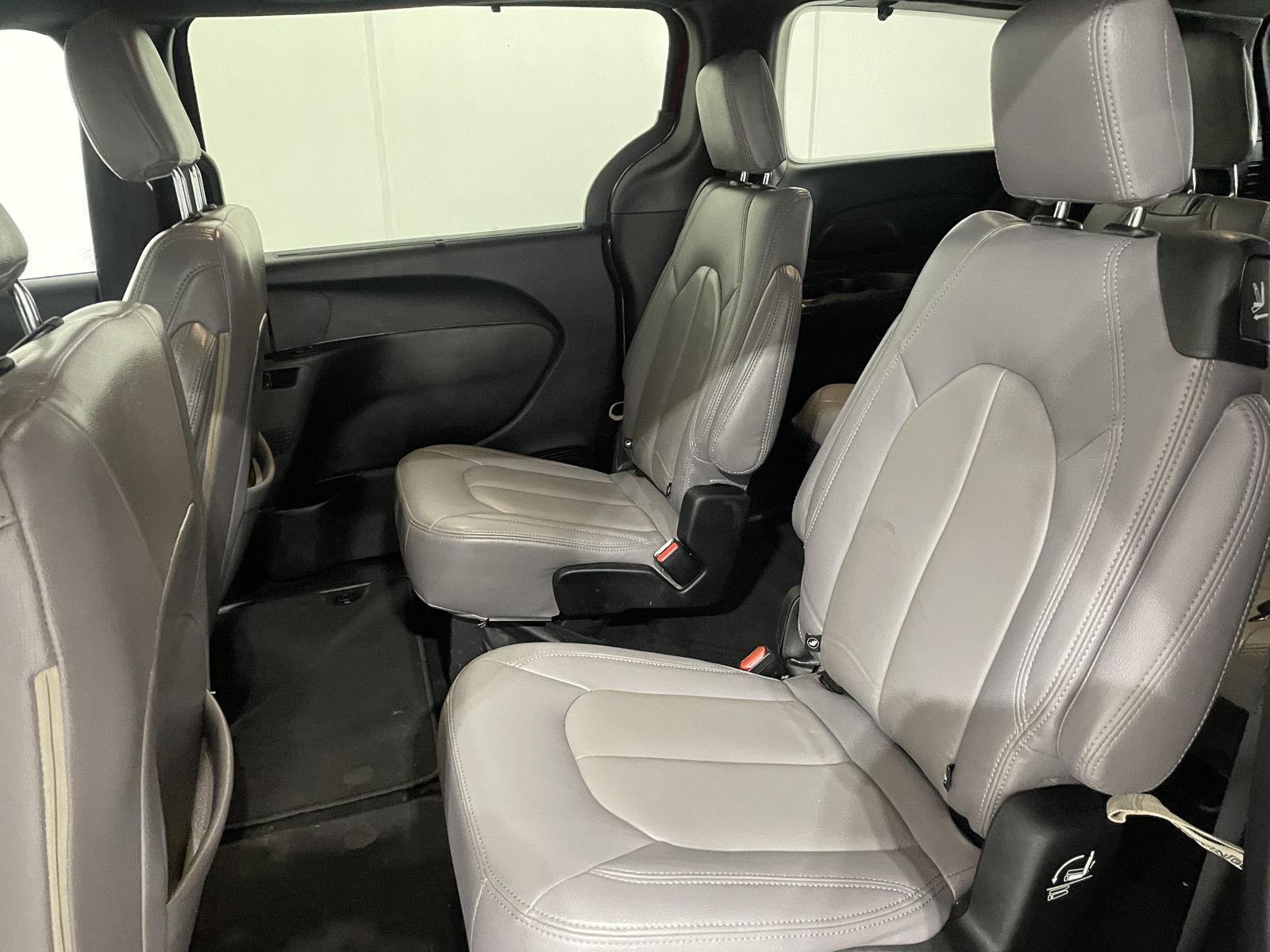 Pre-Owned 2019 Chrysler Pacifica for sale in St. Joseph MO