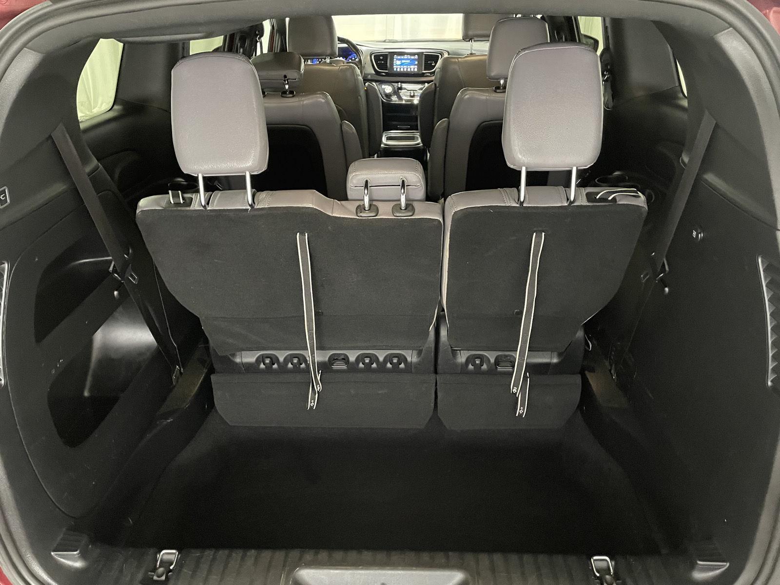 Pre-Owned 2019 Chrysler Pacifica for sale in St. Joseph MO