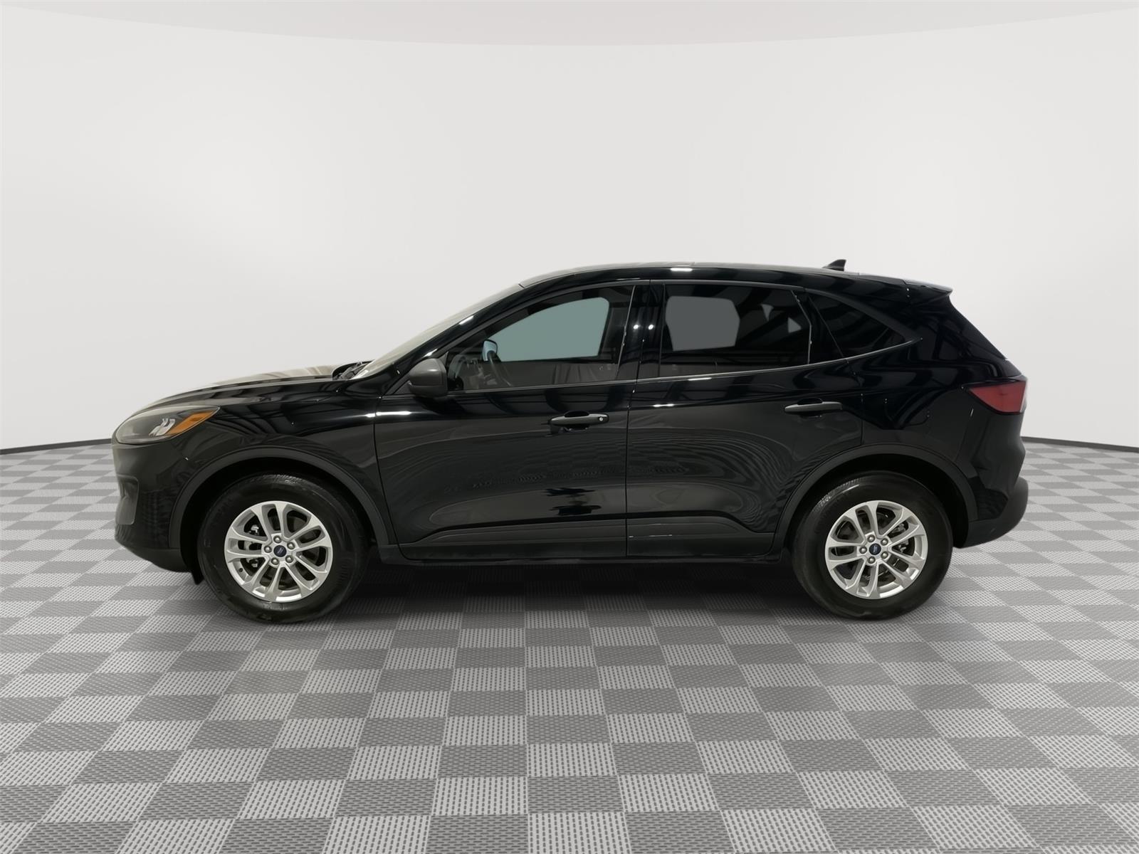 Pre-Owned 2020 Ford Escape for sale in St. Joseph MO