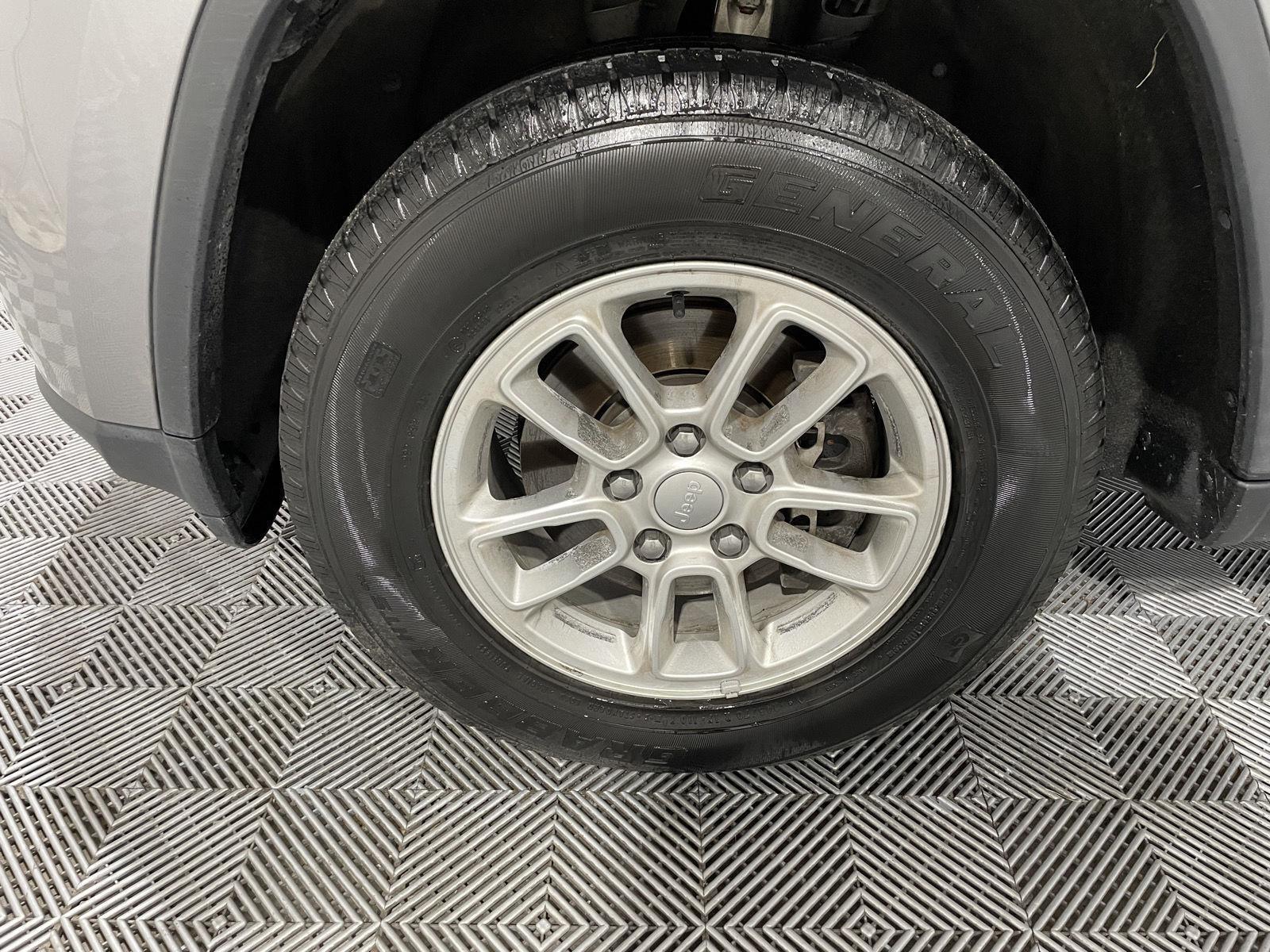 Pre-Owned 2019 Jeep Grand Cherokee for sale in St. Joseph MO