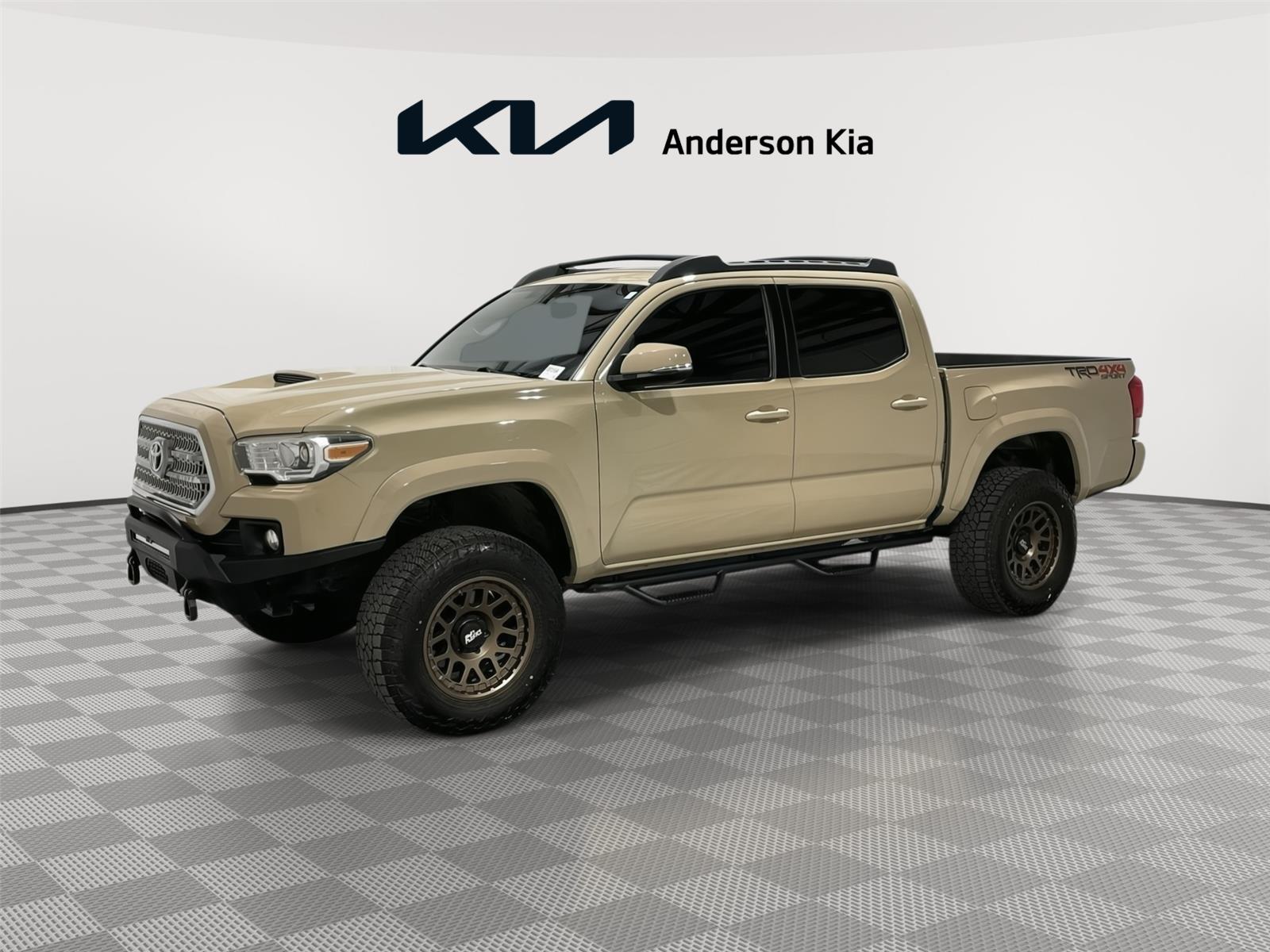 Used 2017 toyota Tacoma   for sale in St. Joseph MO